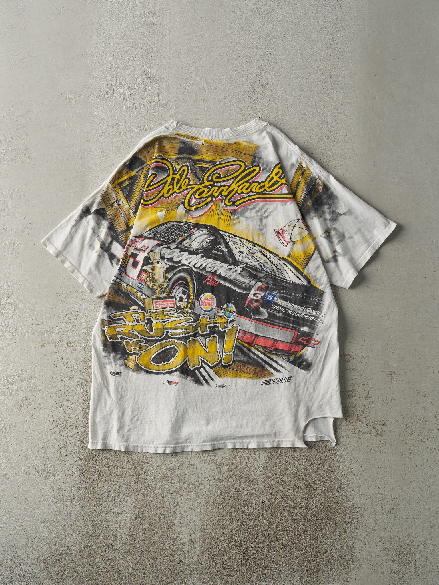 Vintage 00' White Dale Earnhardt Nascar Racing Tee (L)