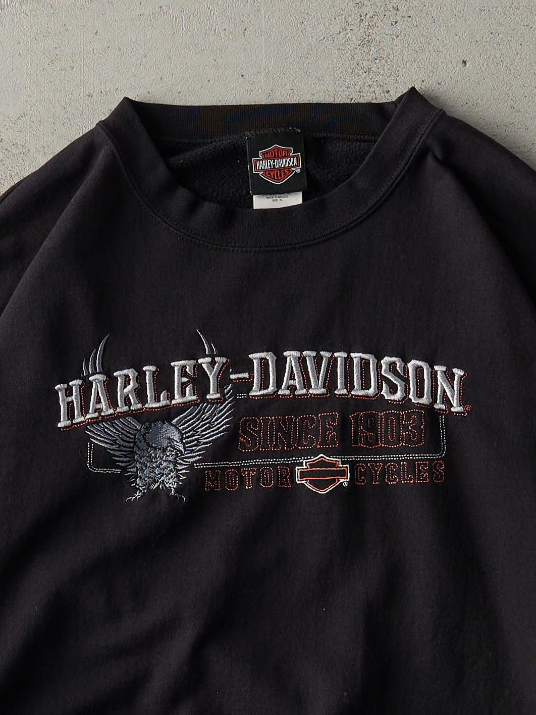 Vintage Y2K Black Embroidered Onalaska WI Harley Davidson Crewneck (XL)