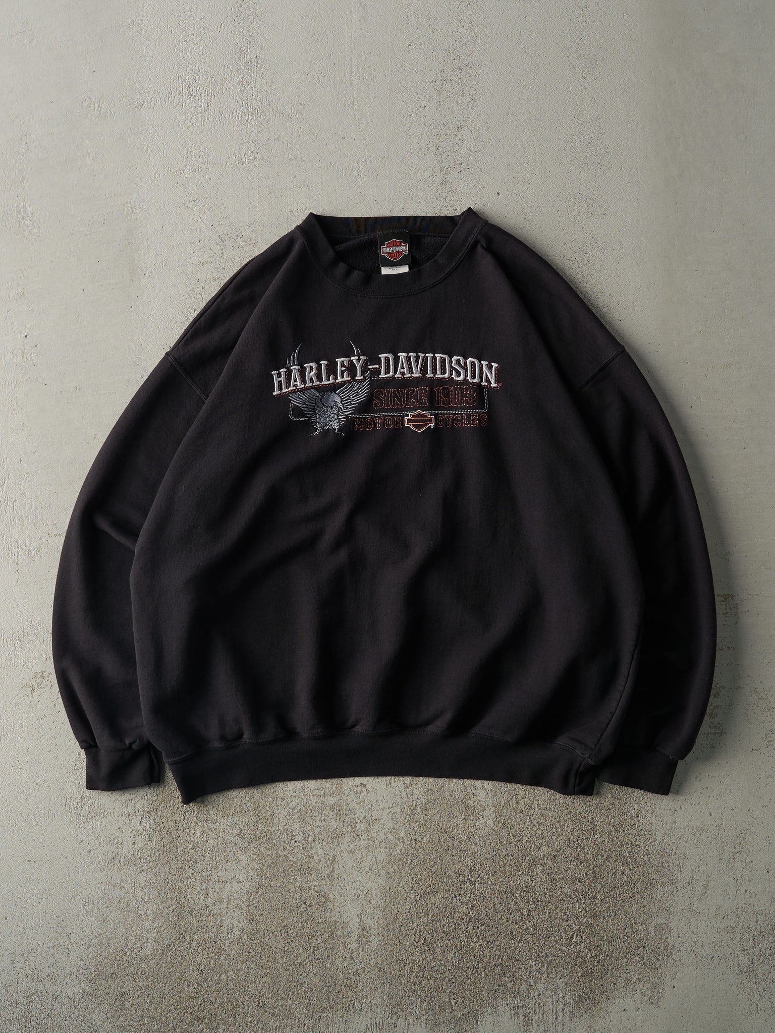 Vintage Y2K Black Embroidered Onalaska WI Harley Davidson Crewneck (XL)