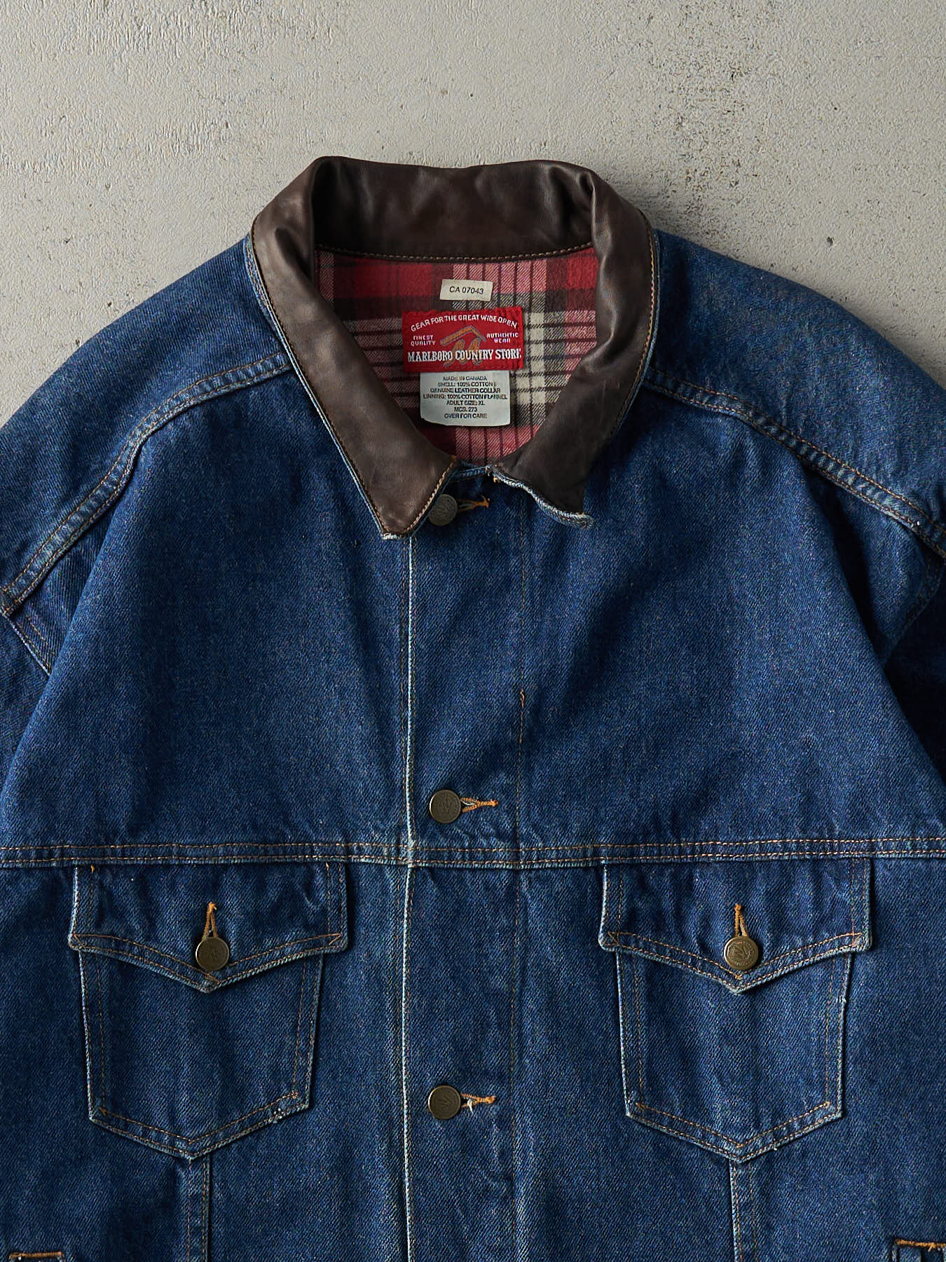 Vintage 80s Dark Wash Marlboro Denim Jacket (L)