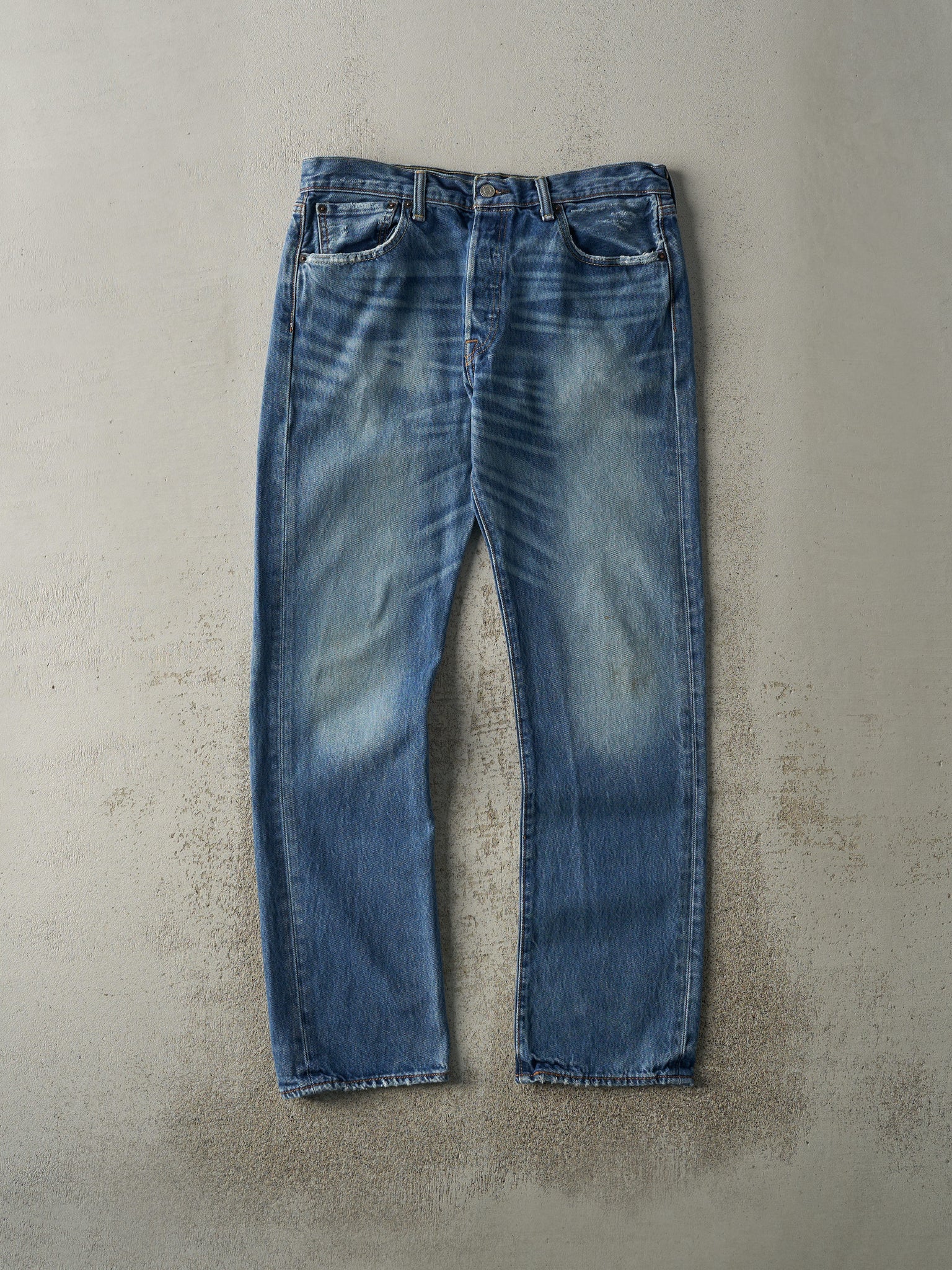 Vintage Y2K Mid Wash Levi's 501 Jeans (34x31.5)