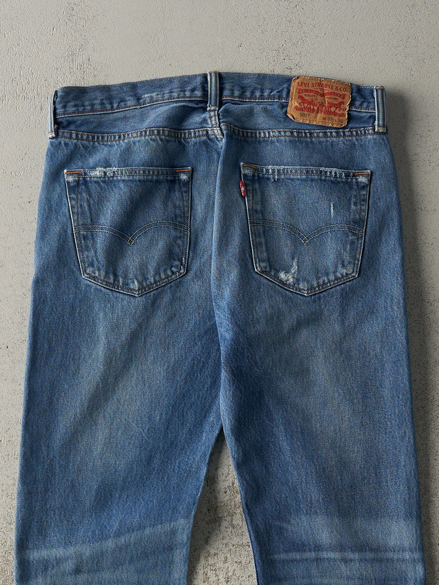 Vintage Y2K Mid Wash Levi's 501 Jeans (34x31.5)