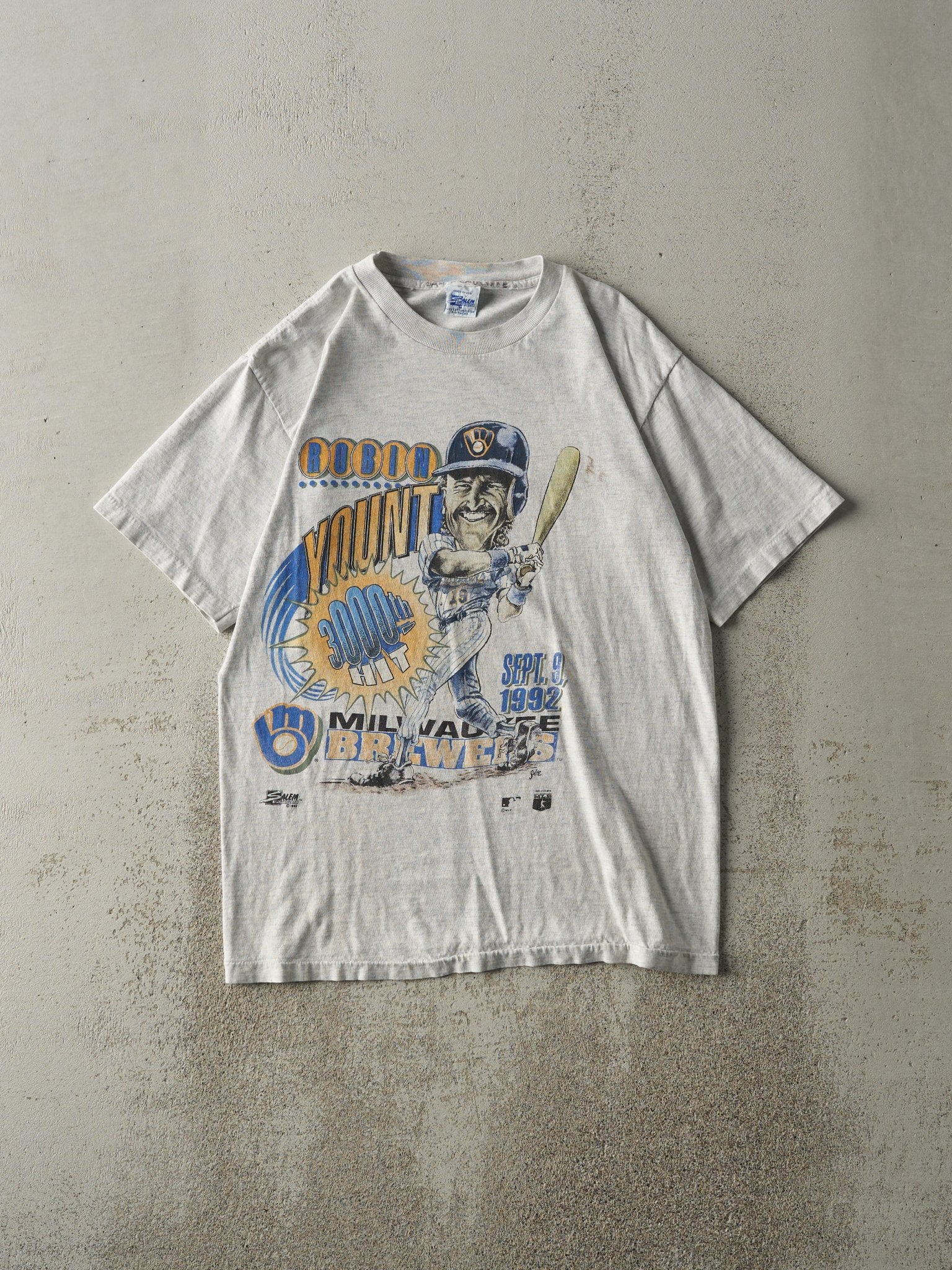 Vintage 92' Heather Grey Milwaukee Brewers Single Stitch Tee (S/M)