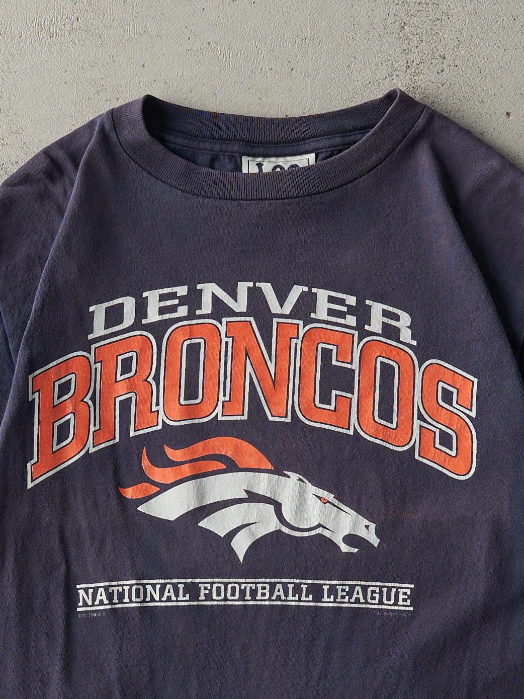 Vintage 93' Sun Faded Navy Denver Broncos Tee (S)