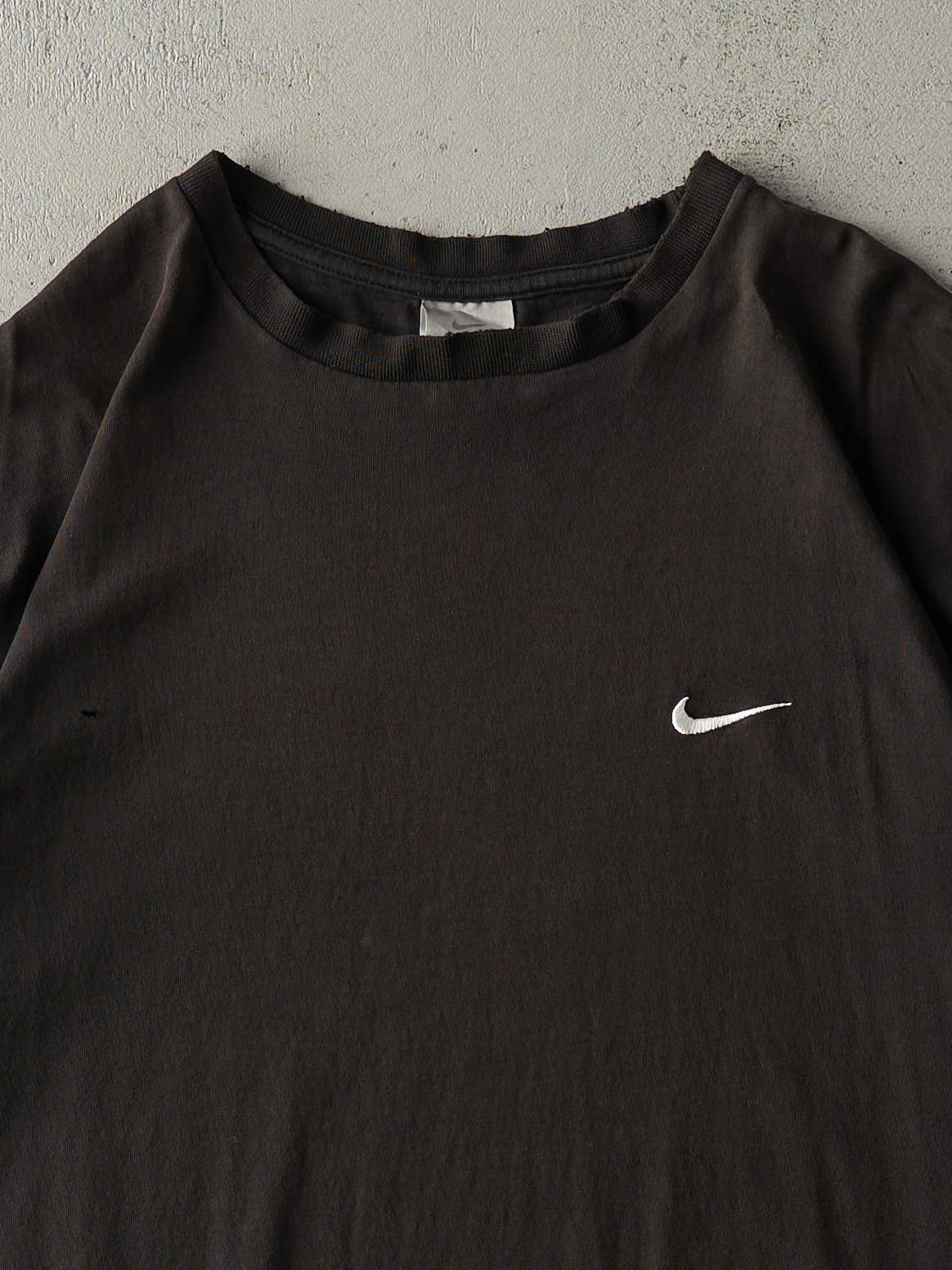 Vintage Y2K Black Nike Swoosh Embroidered Tee (XL)