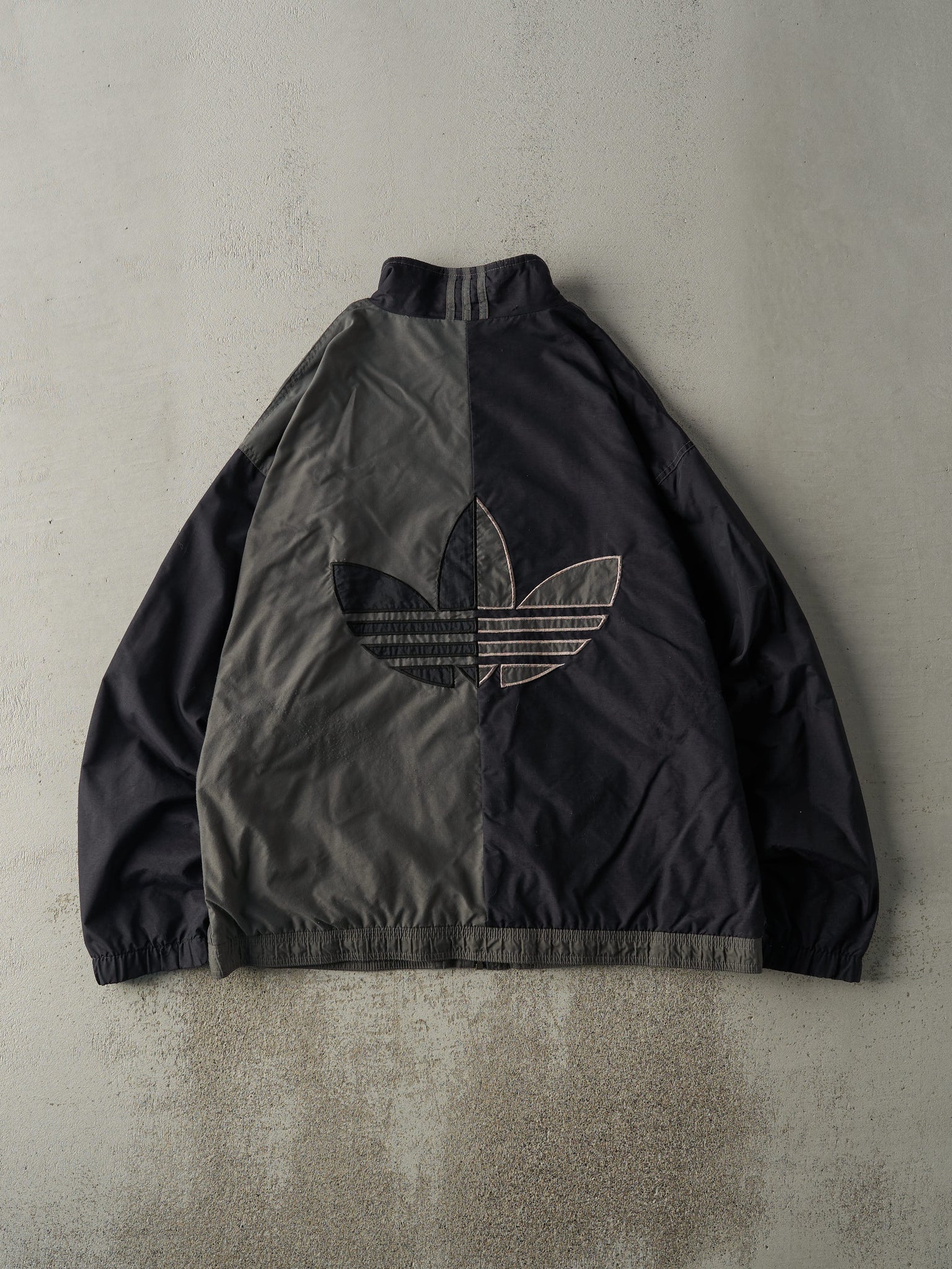 Vintage 90s Charcoal Grey & Black Adidas Windbreaker Jacket (XL)