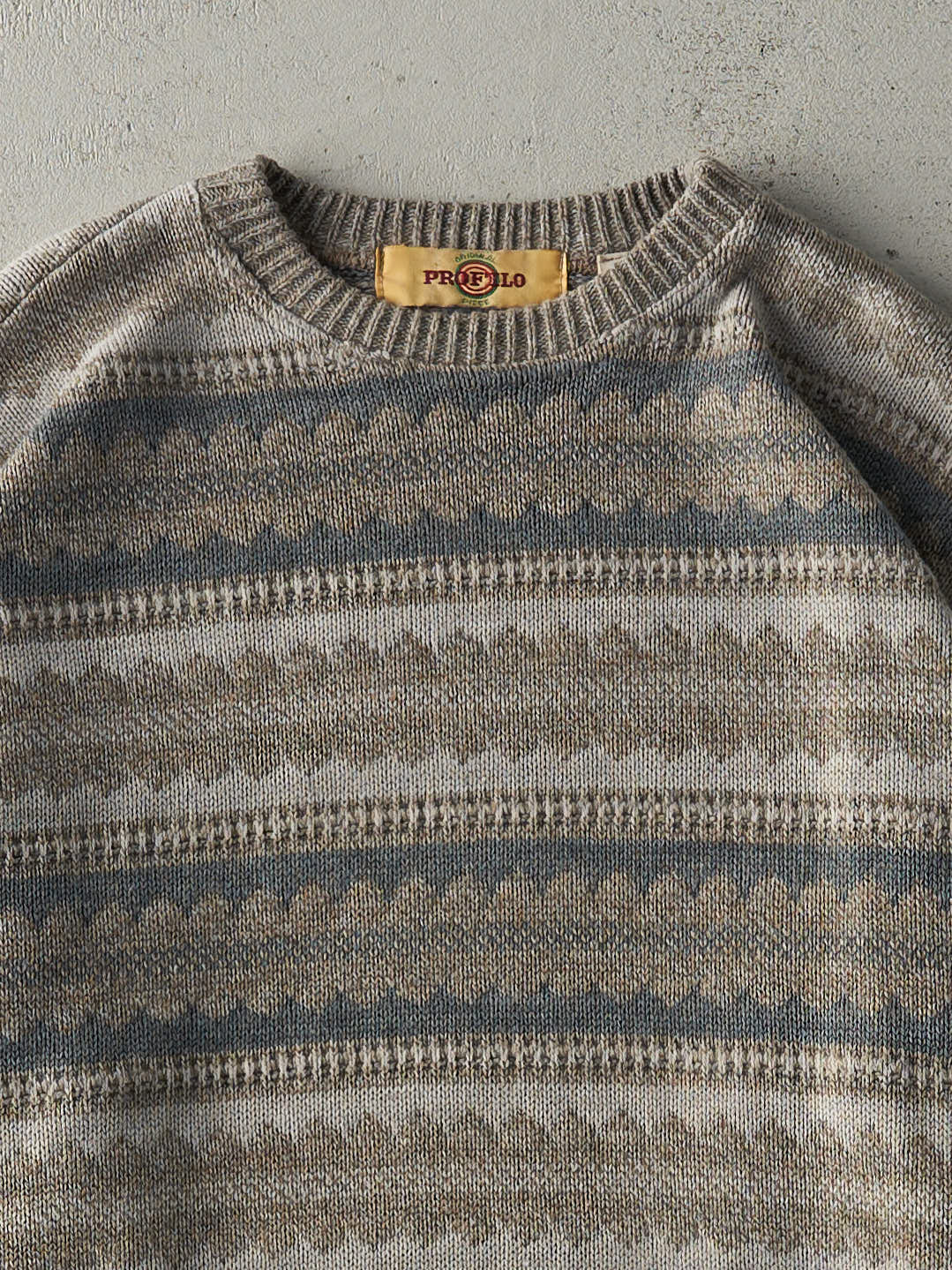 Vintage 90s Beige & Blue Knit Patterned Sweater (L)