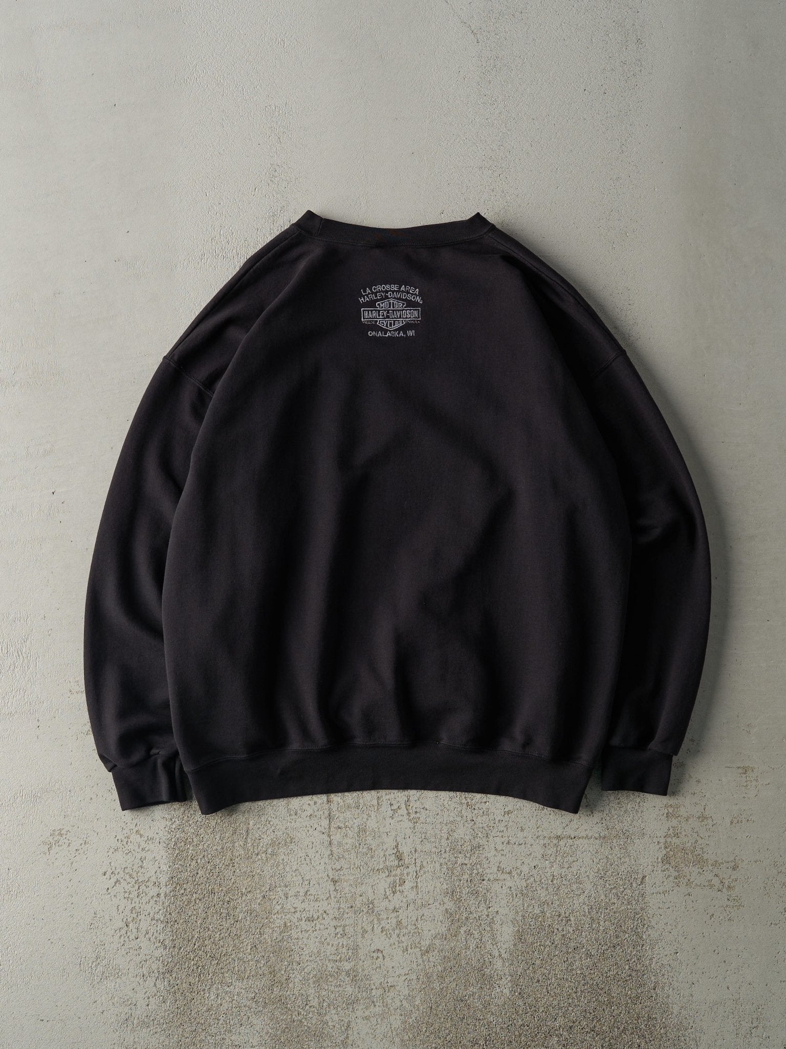 Vintage Y2K Black Embroidered Onalaska WI Harley Davidson Crewneck (XL)