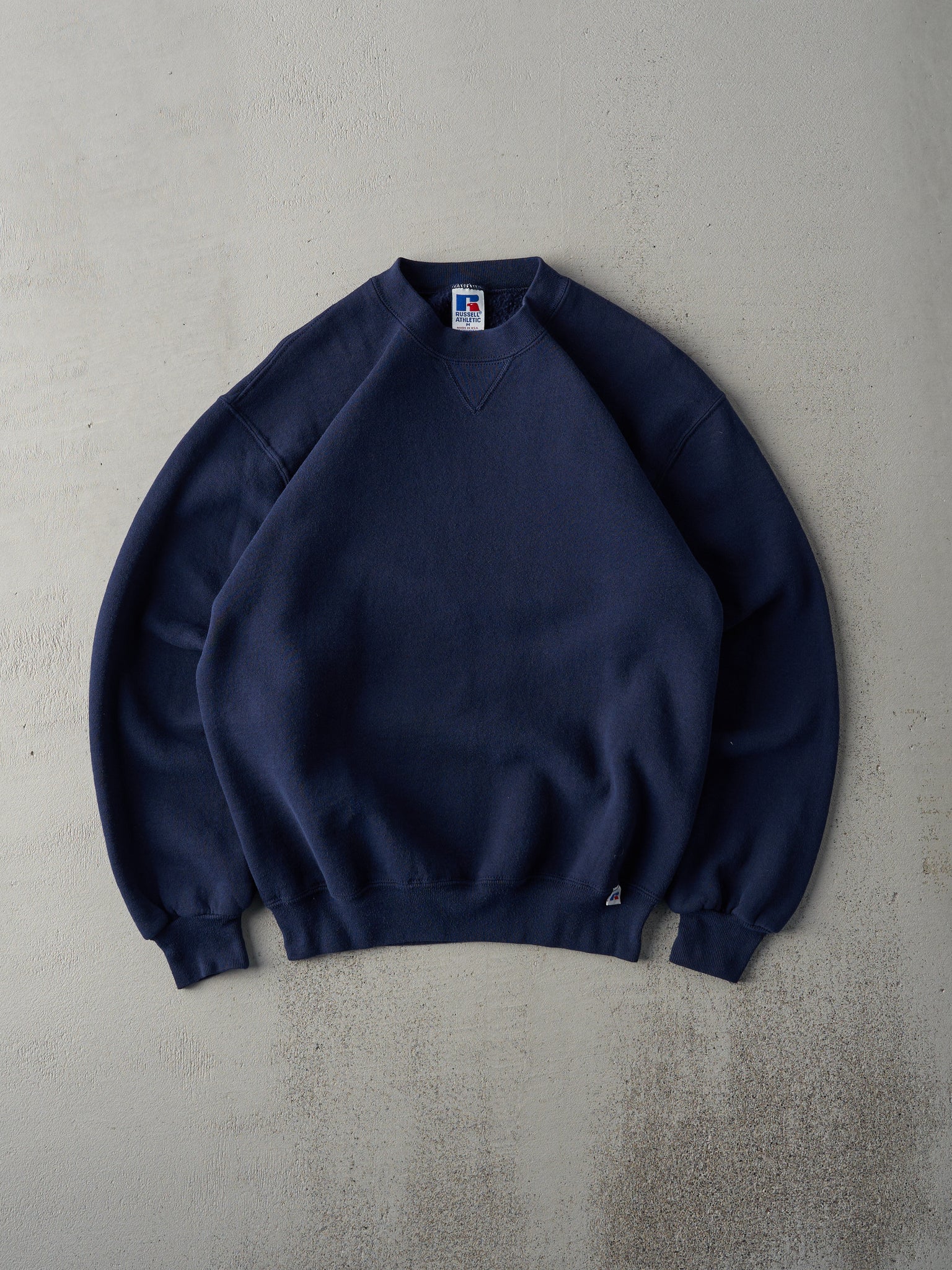 Vintage 90s Navy Russell Athletic Blank Crewneck (M)