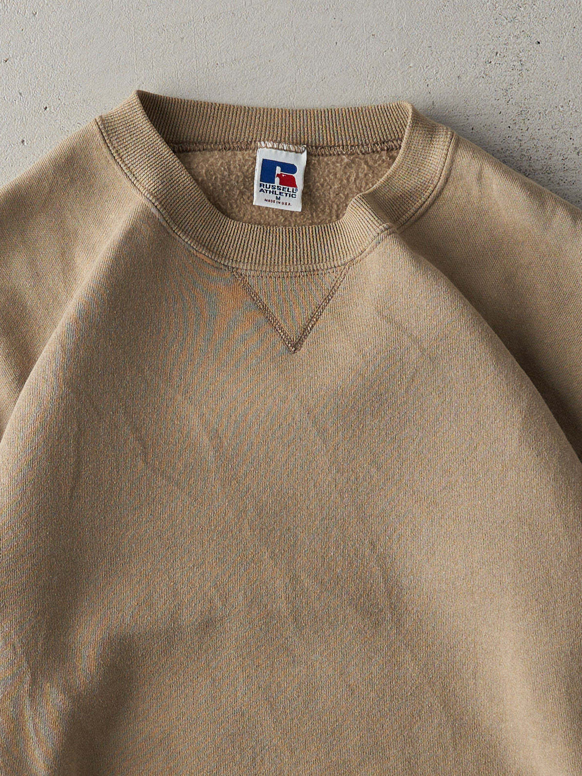 Vintage 90s Beige Russell Athletics Blank Crewneck (M)