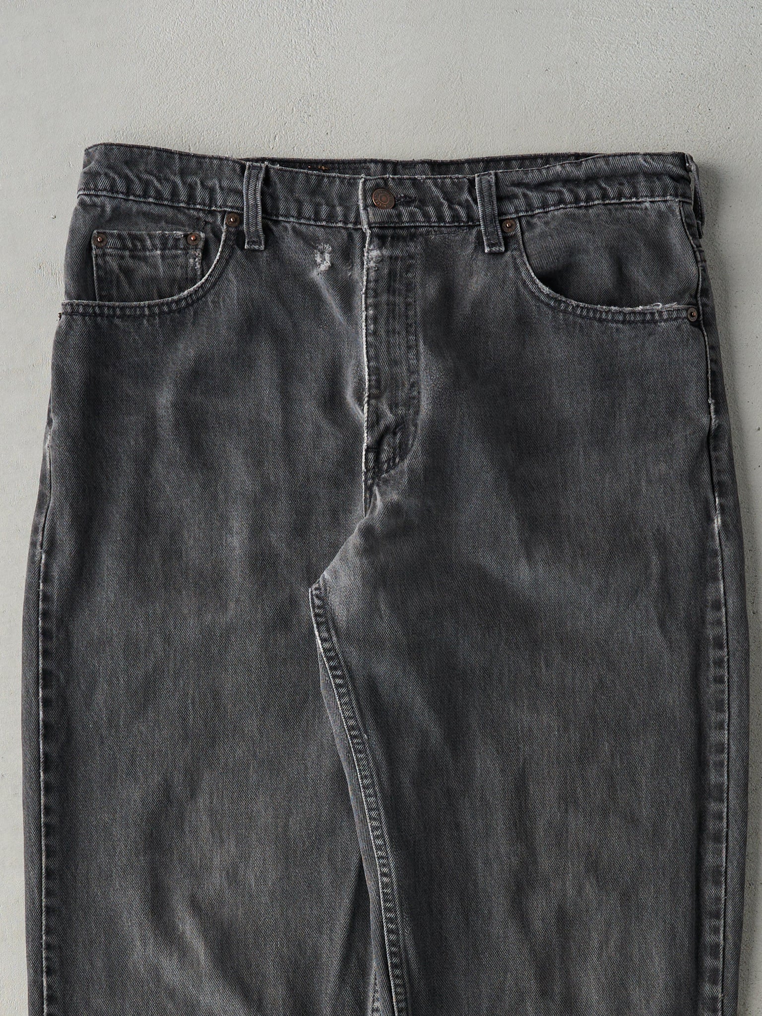 Vintage 90s Faded Black Levi's 550 Denim Pants (34x29)