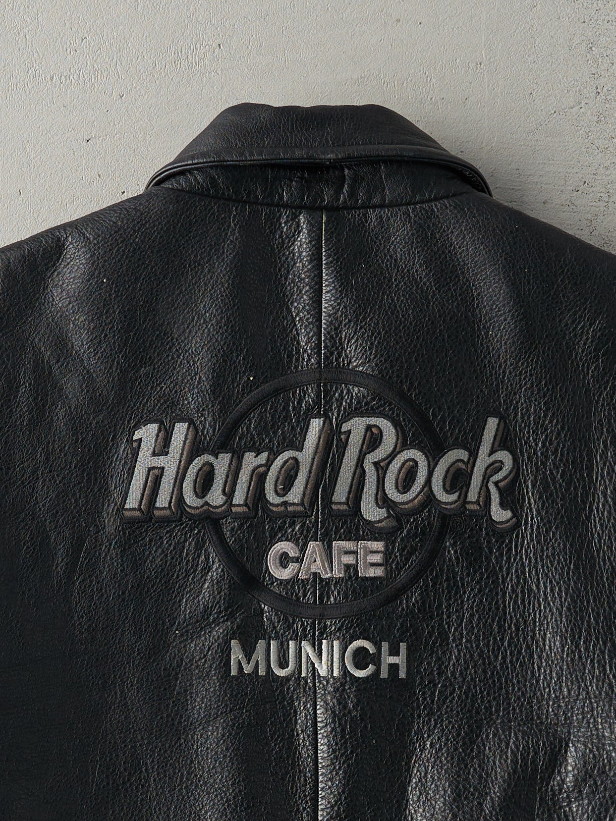 Vintage 90s Black Hard Rock Cafe Munich Leather Bomber Jacket (M/L)