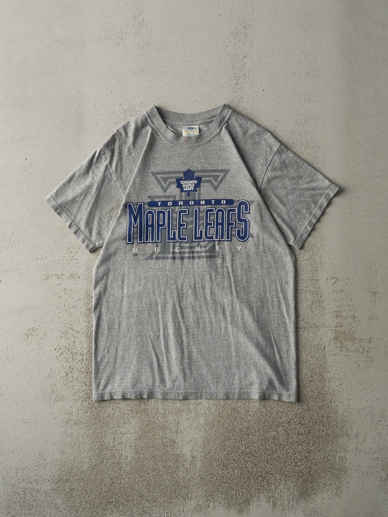 Vintage Y2K Grey Toronto Maple Leafs Tee (S/M)