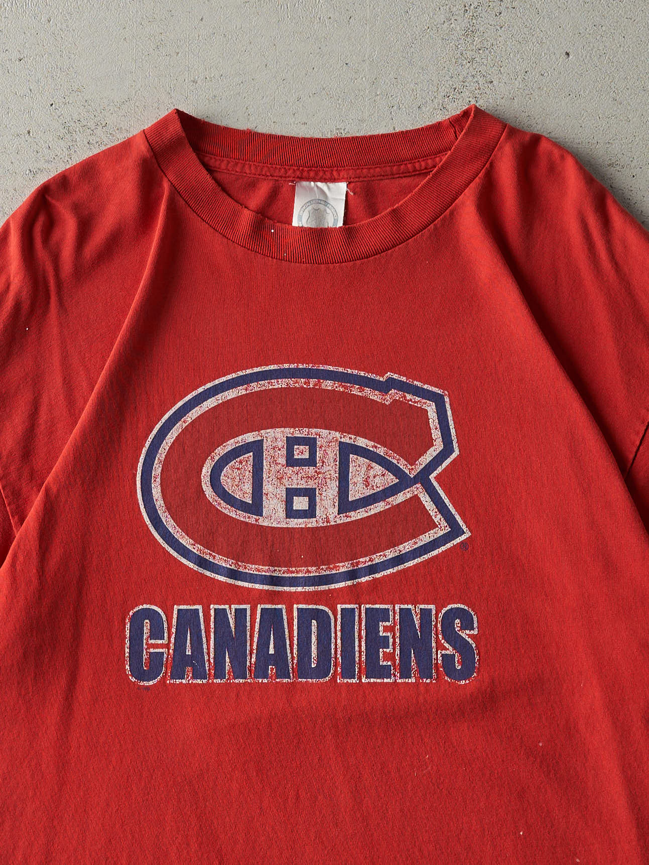 Vintage 90s Red Montreal Canadiens Tee (L)