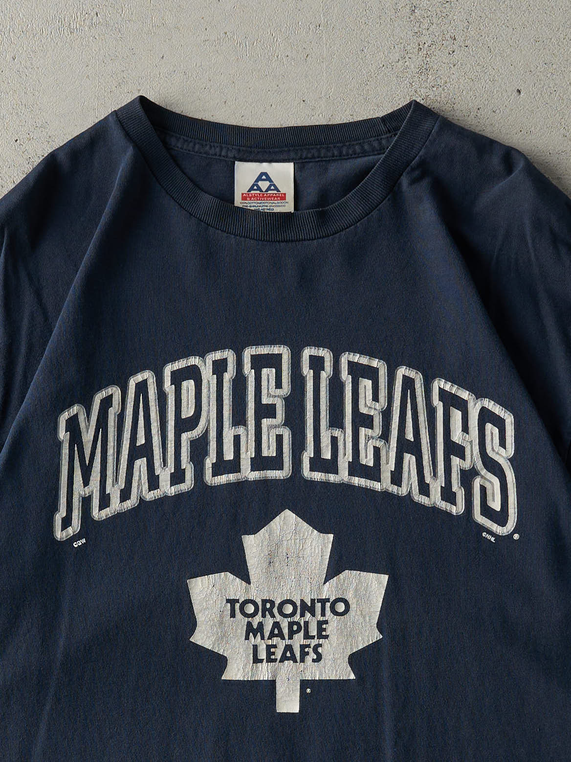 Vintage Y2K Navy Blue Toronto Maple Leafs Tee (L)