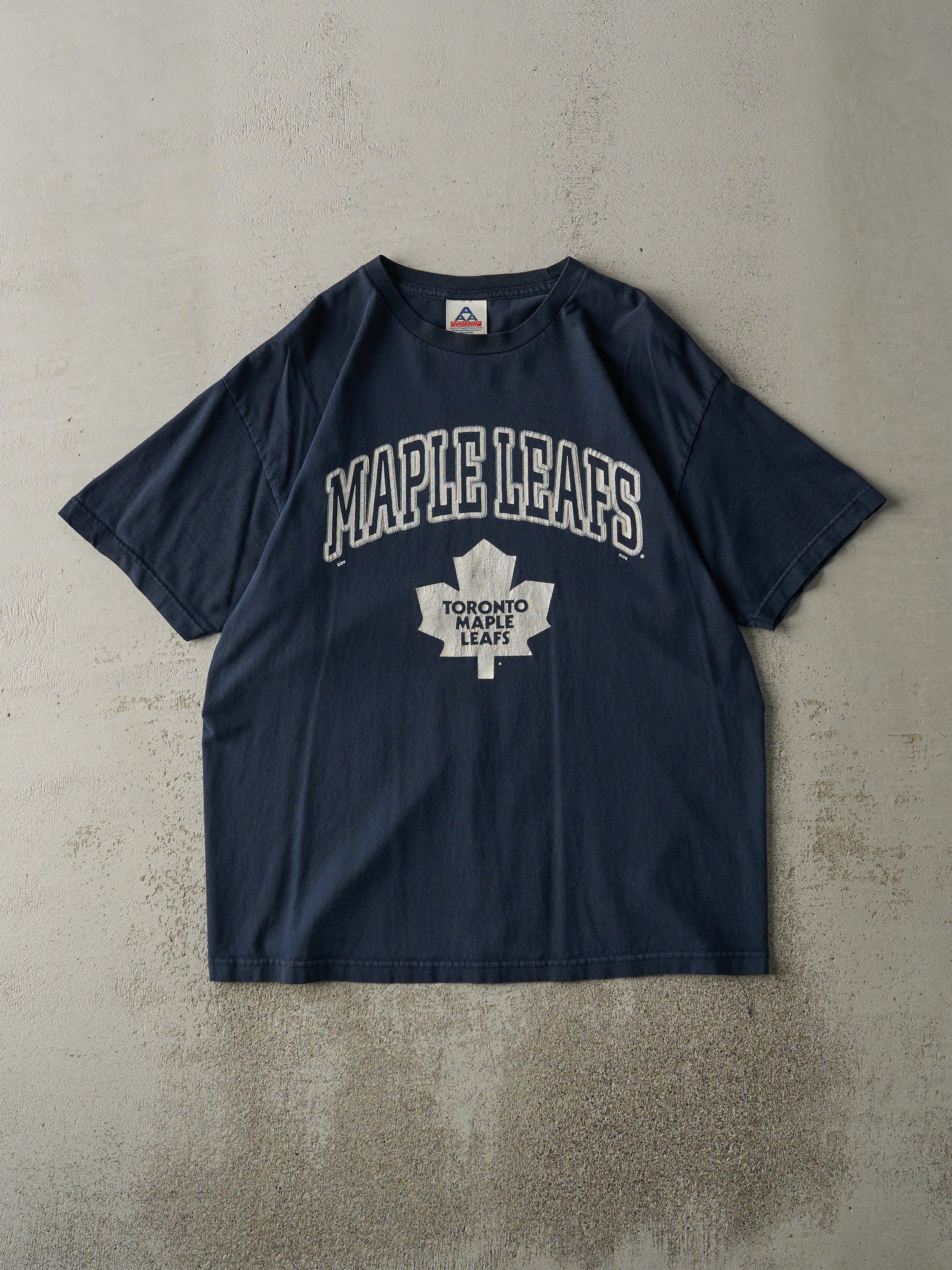 Vintage Y2K Navy Blue Toronto Maple Leafs Tee (L)