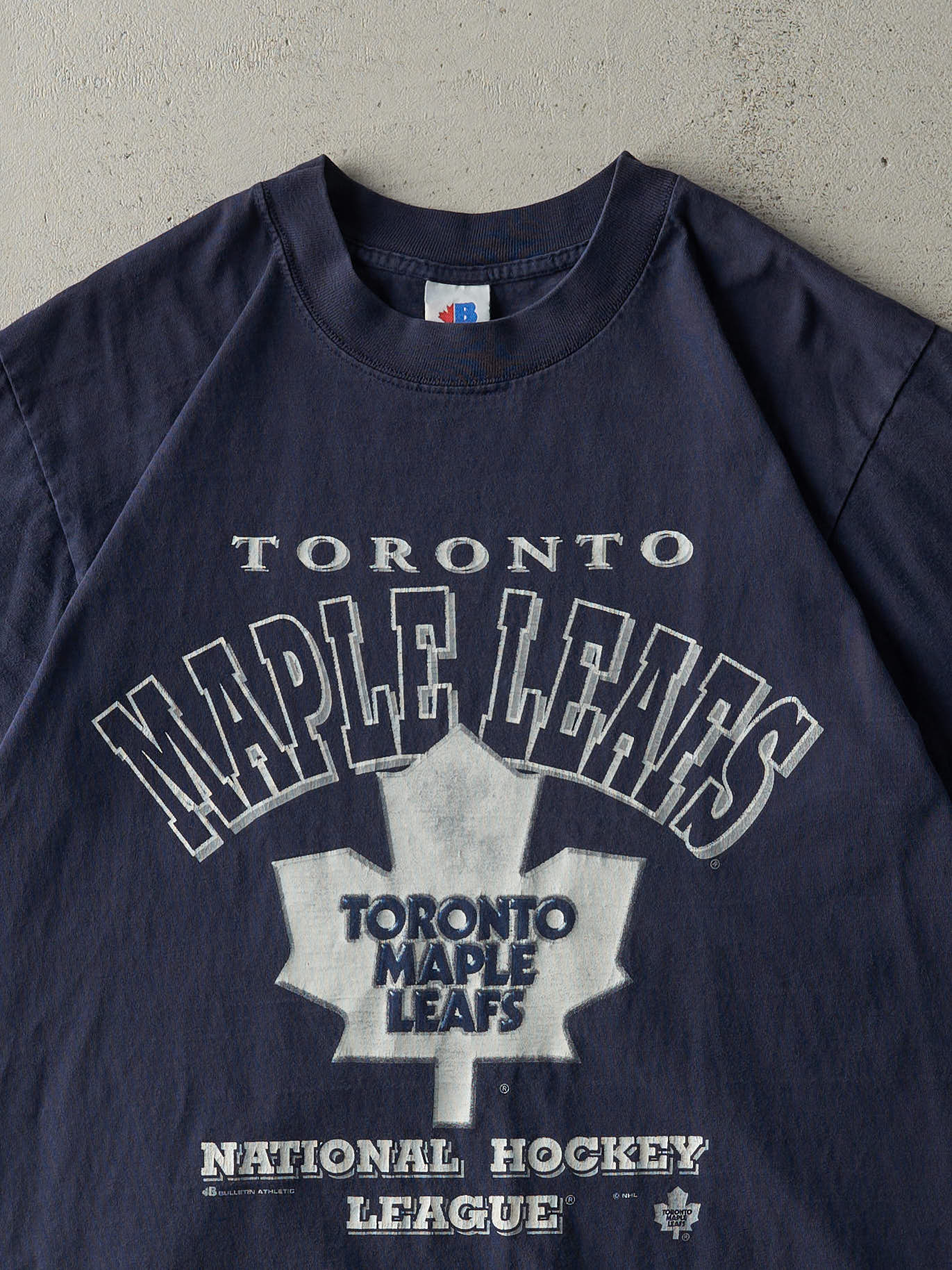 Vintage 90s Navy Blue Toronto Maple Leafs Tee (M)