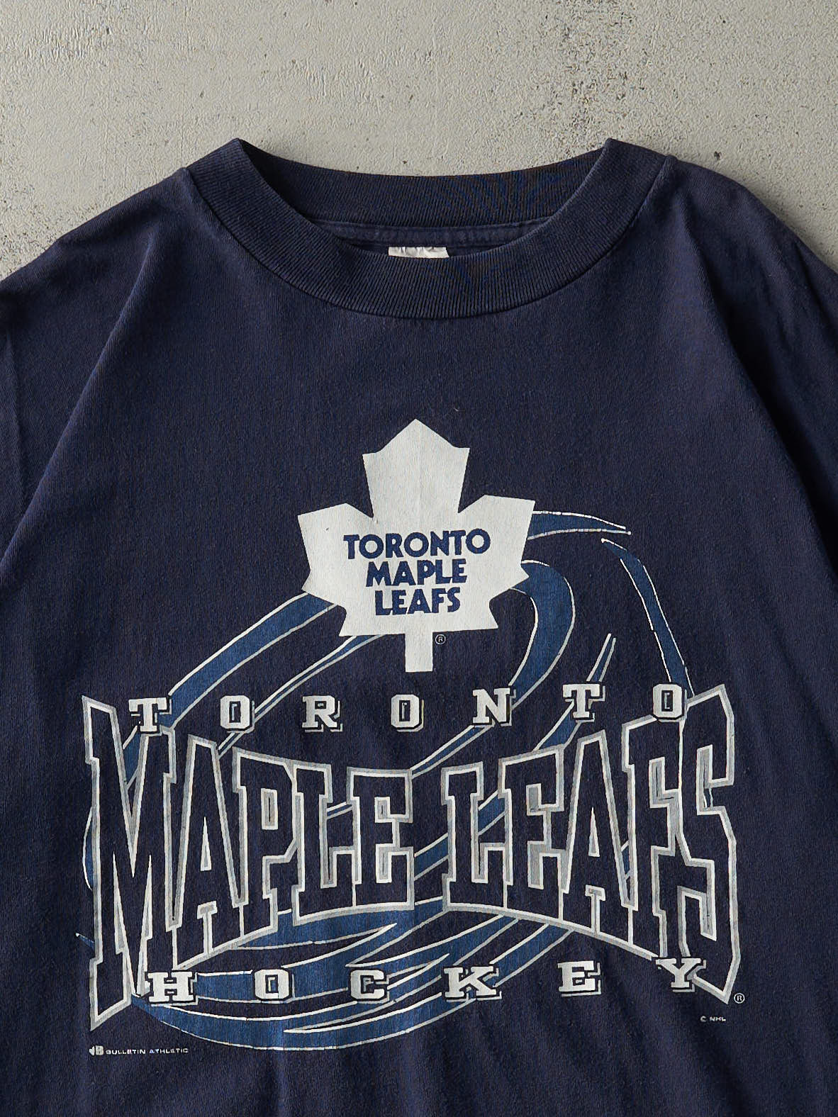 Vintage 90s Navy Blue Toronto Maple Leafs Single Stitch Tee (L)