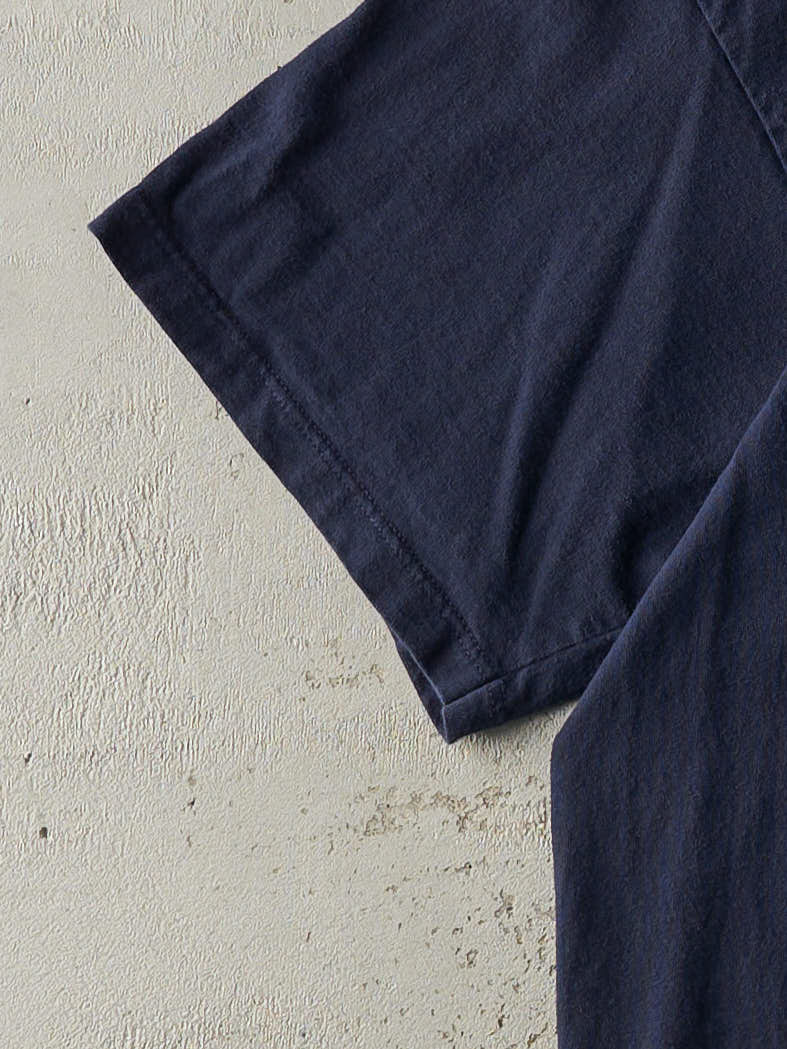 Vintage Y2K Navy Blue Toronto Maple Leafs Tee (L/XL)