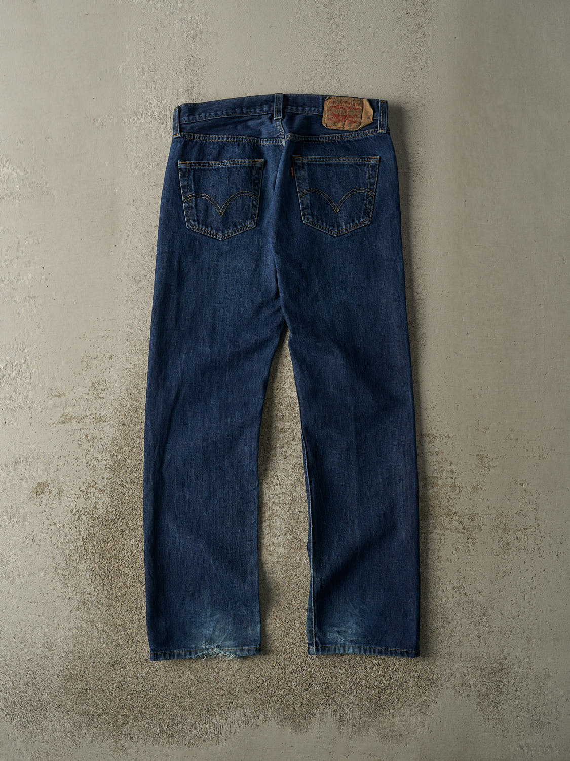 Vintage Y2K Dark Wash Levi's 501 Jeans (33x32)