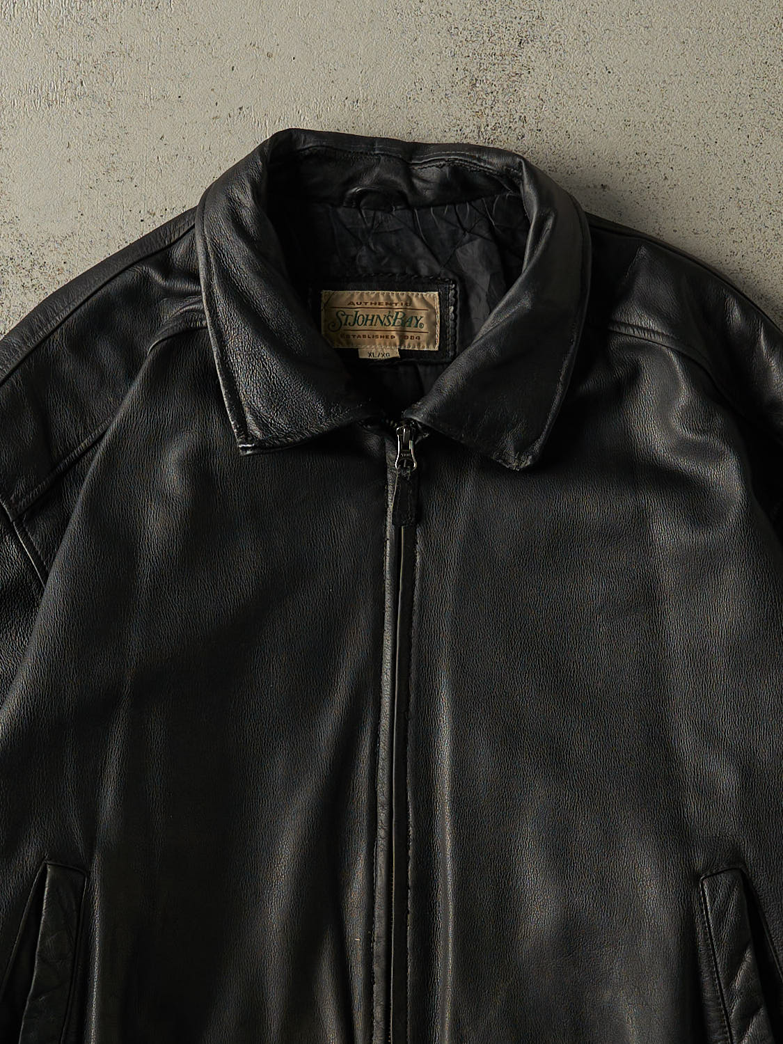 Vintage 90s Black Bomber Leather Jacket (XL)