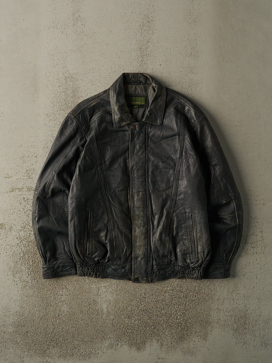Vintage Y2K Faded Black Leather Bomber Jacket (M/L)