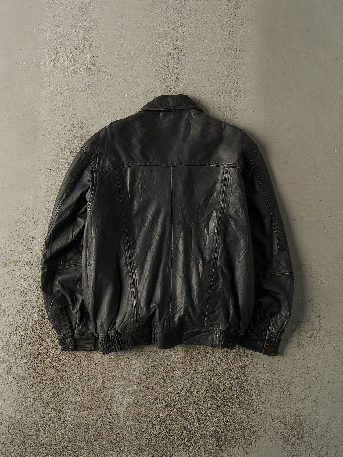 Vintage Y2K Faded Black Leather Bomber Jacket (M/L)