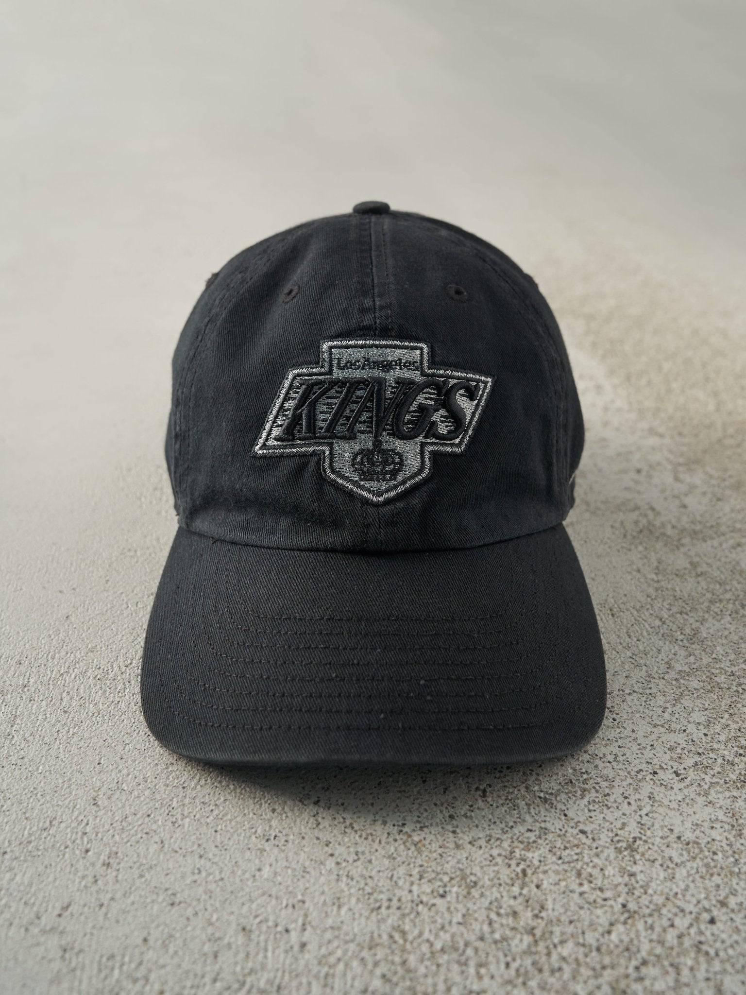 Vintage Y2K Black Los Angeles Kings Strapback Hat