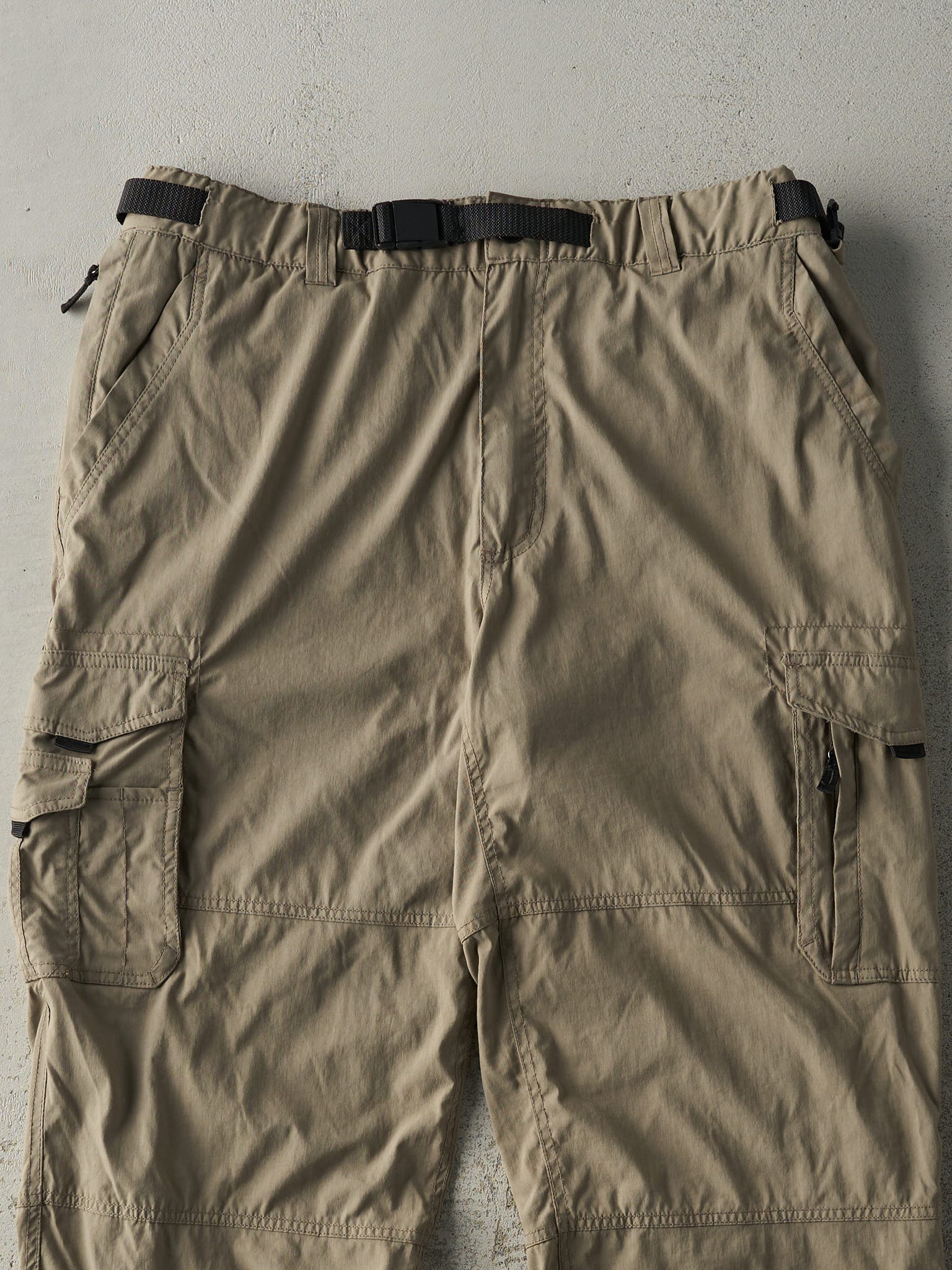 Vintage Y2K Beige BC Clothing Cargo Utility Pants (36x30)