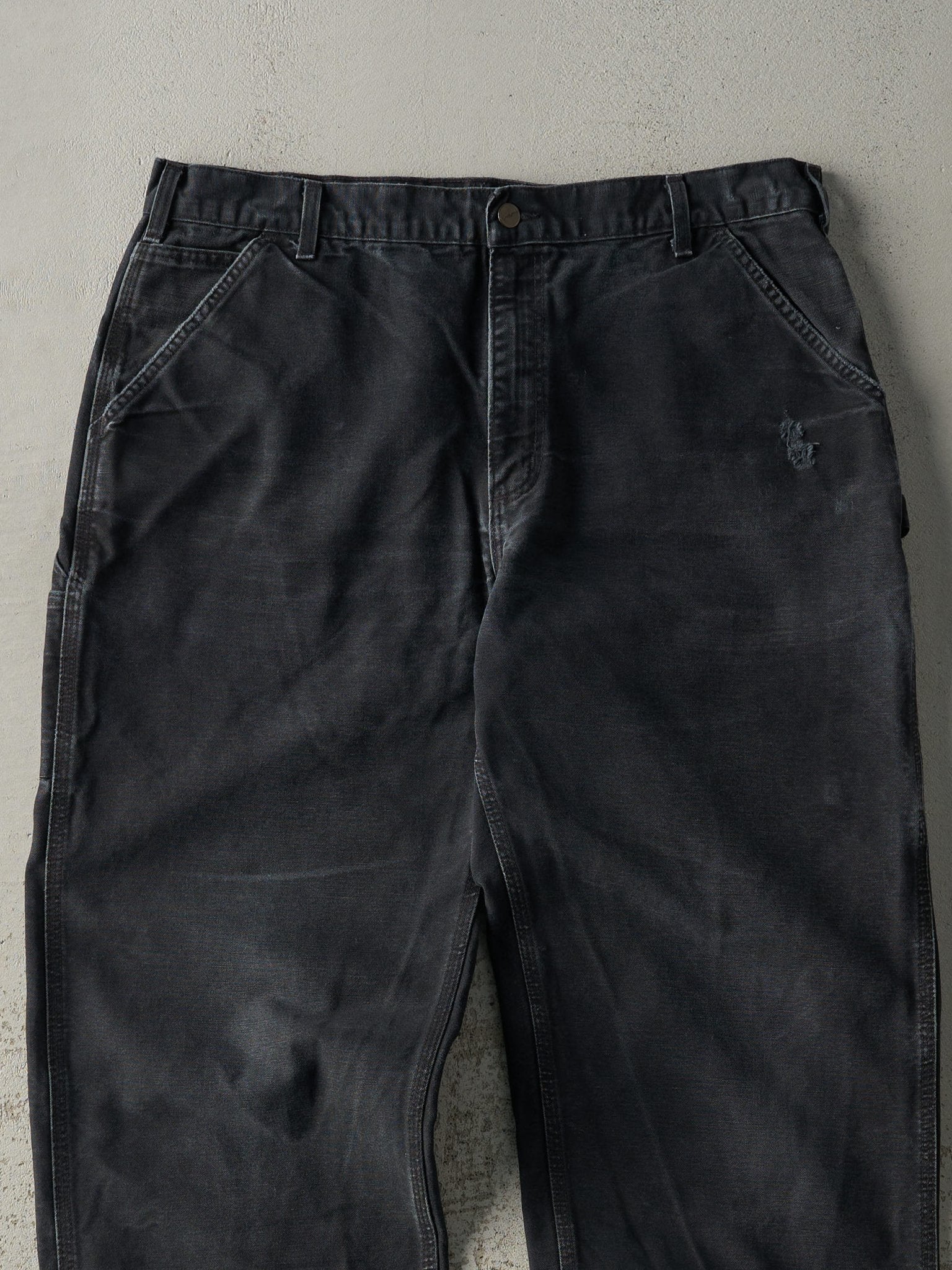 Vintage Y2K Black Dungaree Fit Carhartt Carpenter Pants (37x30.5)