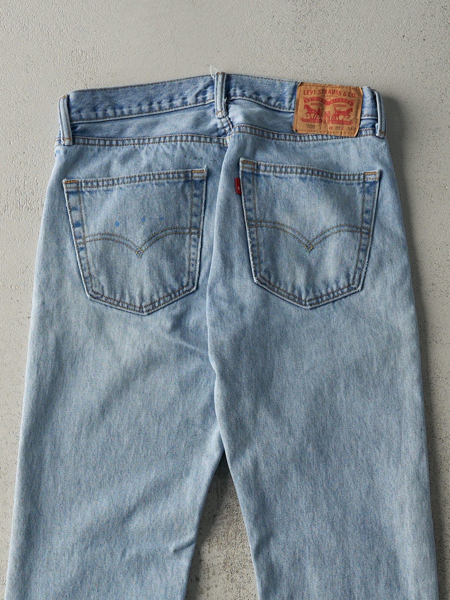 Vintage Y2K Light Wash Levi's 505 Jeans (31.5x33)