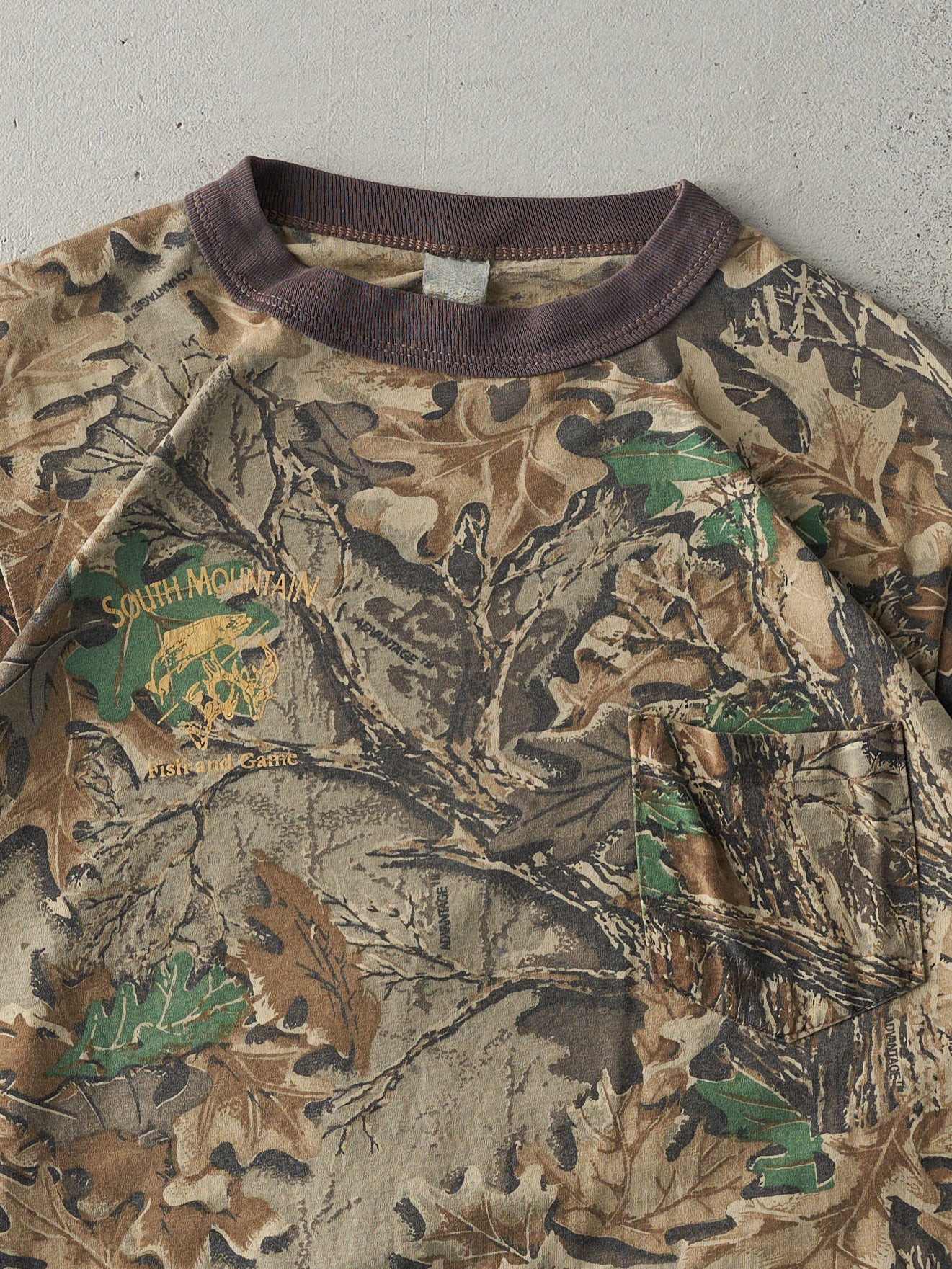 Vintage 90s Faded Brown Advantage x South Mountain Camo Pocket Tee (S/M)