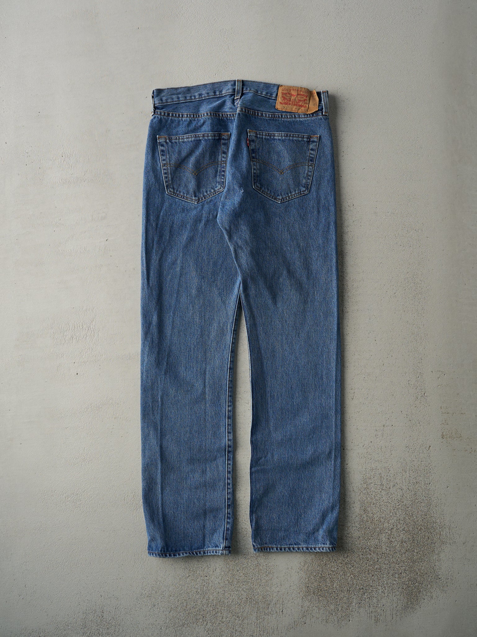 Vintage Y2K Mid Wash Levi's 501 Jeans (32x31)