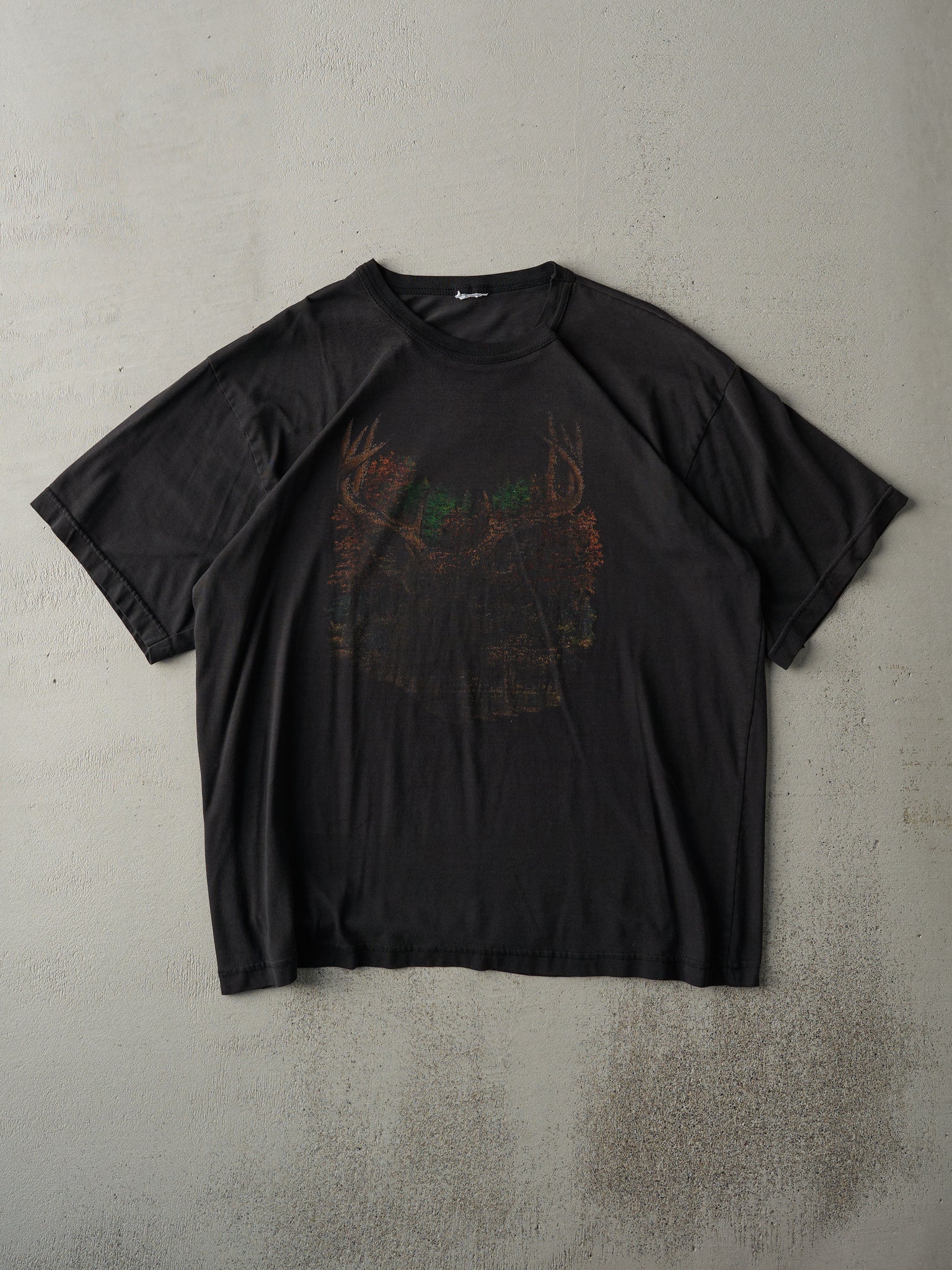 Vintage Y2K Black Faded Nature Scene Tee (M/L)