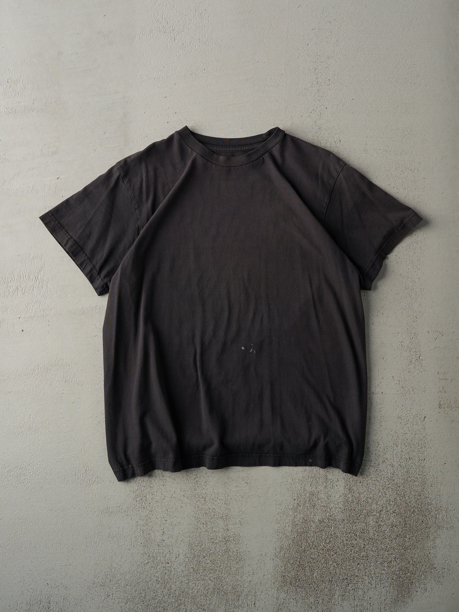 Vintage Y2K Faded Black Blank Tee (M)