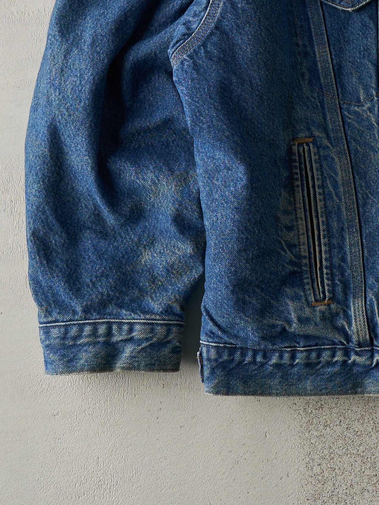 Vintage 04' Dark Wash Embroidered Carhartt Blanket Lined Denim Jacket (L/XL)