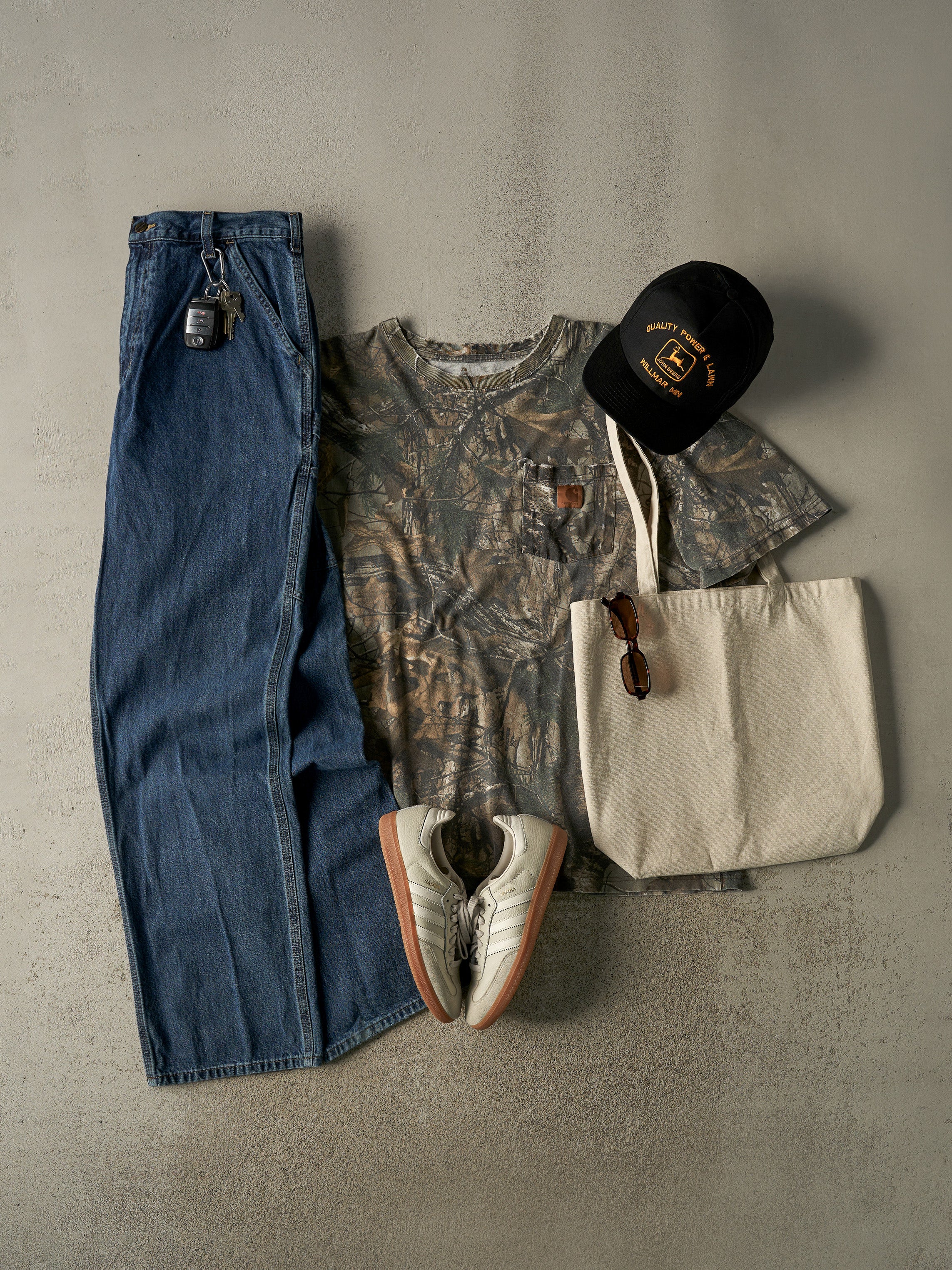 Vintage Y2K Camo Carhartt Realtree Pocket Tee (XXL)