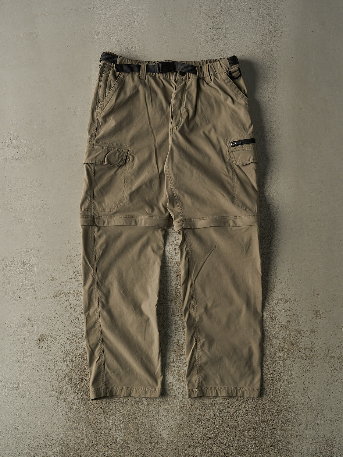 Vintage Y2K Beige BC Clothing Zip Off Cargo Hiking Pants (35x31)
