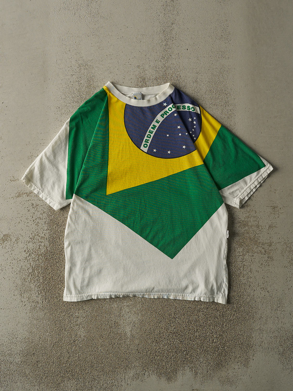 Vintage Y2K White & Green Brazil Tee (L)