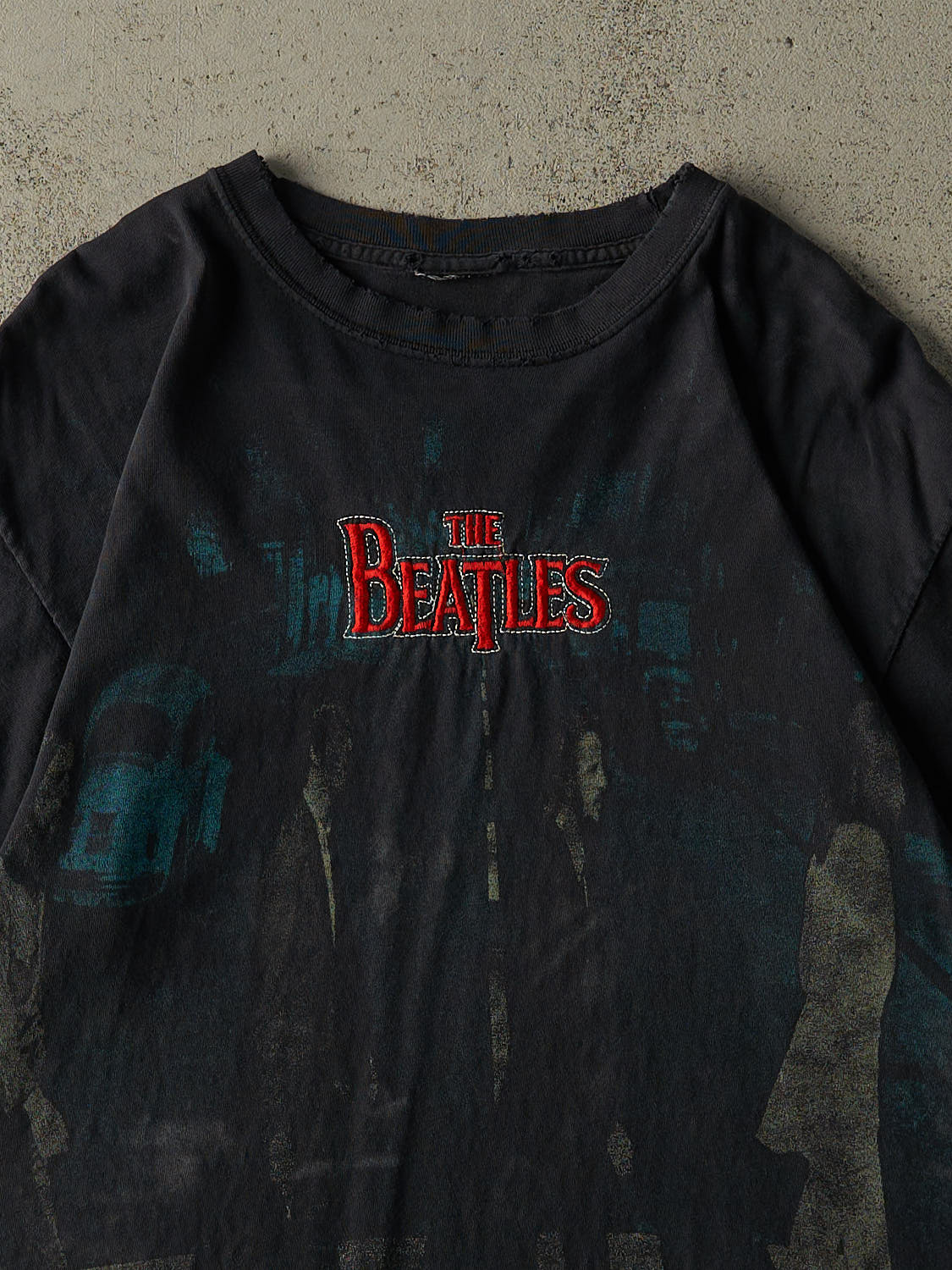 Vintage 90s Faded Black The Beatles Abbey Road Embroidered Tee (M/L)