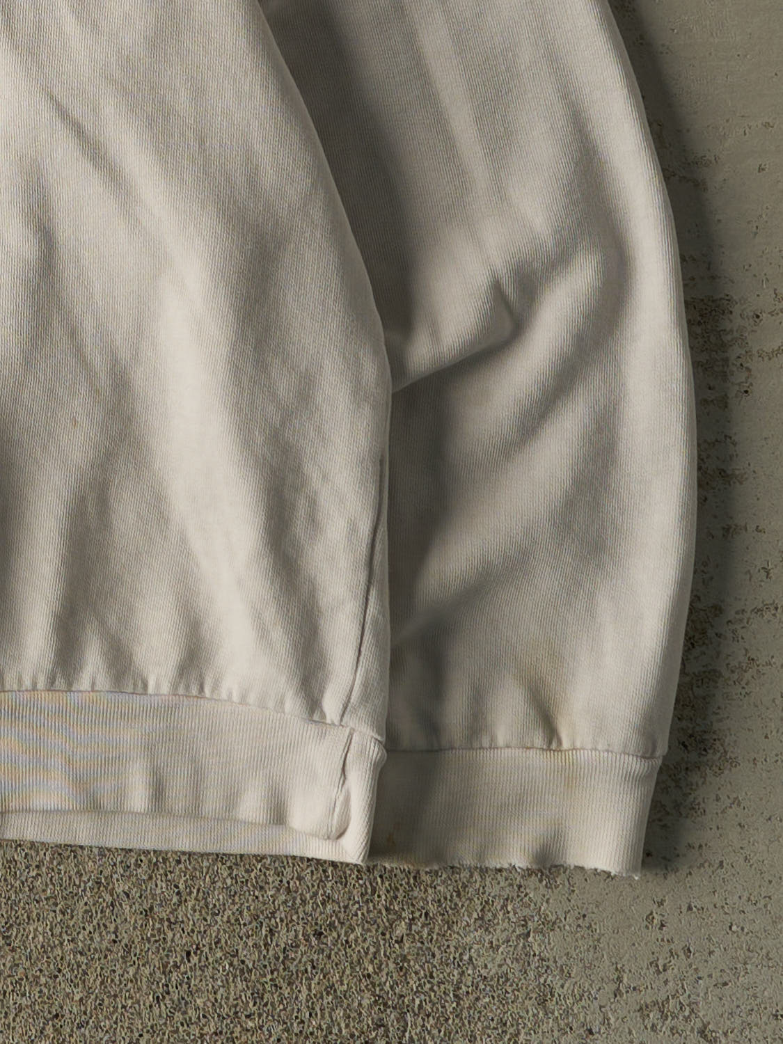 Vintage Y2K Beige Nike Embroidered Boxy Crewneck (M/L)