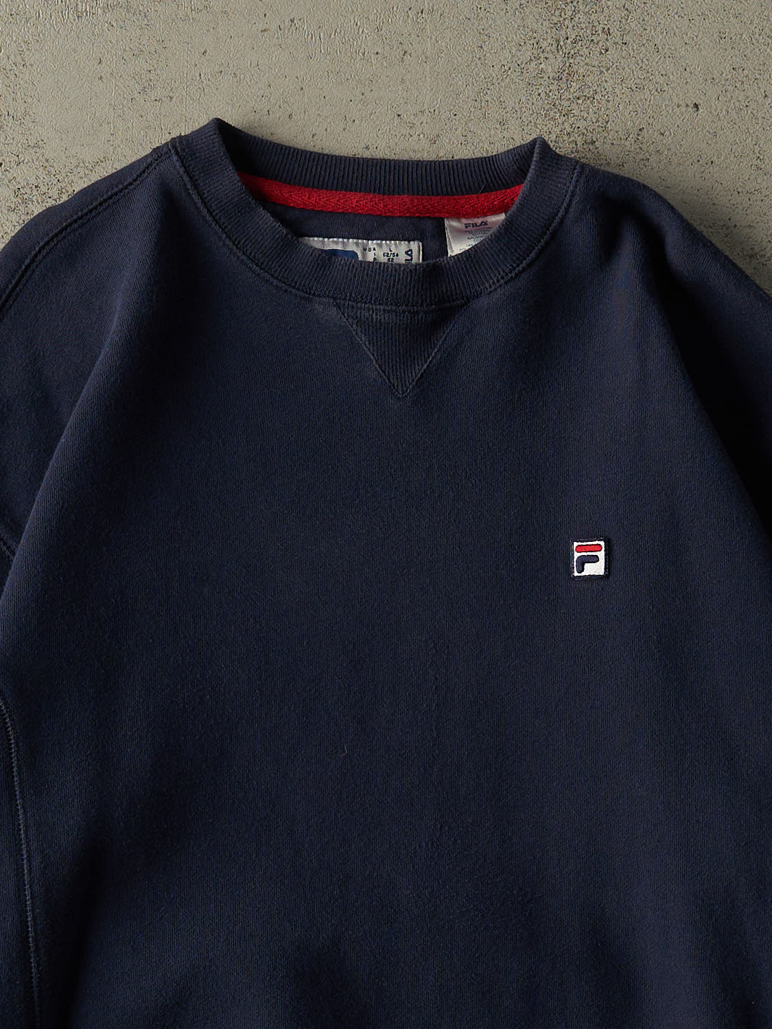 Vintage Y2K Navy Blue Fila Embroidered Crewneck (L/XL)