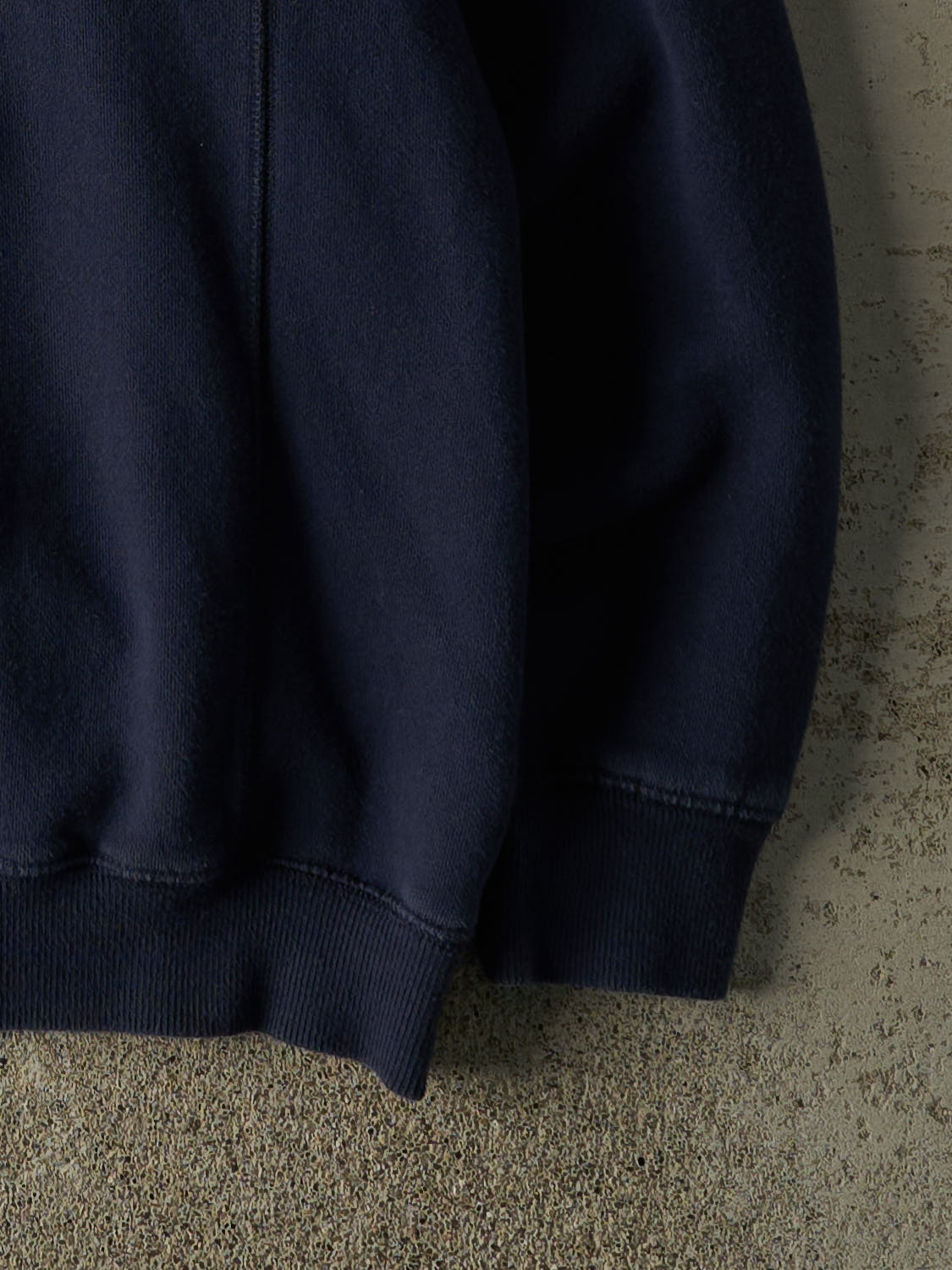 Vintage Y2K Navy Blue Fila Embroidered Crewneck (L/XL)