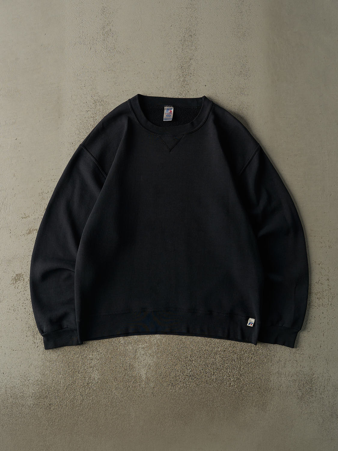 Vintage Y2K Black Russell Athletic Blank Crewneck (XL)