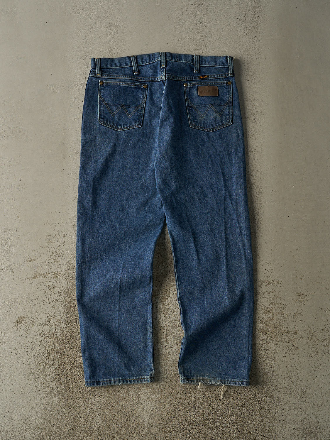 Vintage 80s Mid Wash Wrangler Jeans (35x30)
