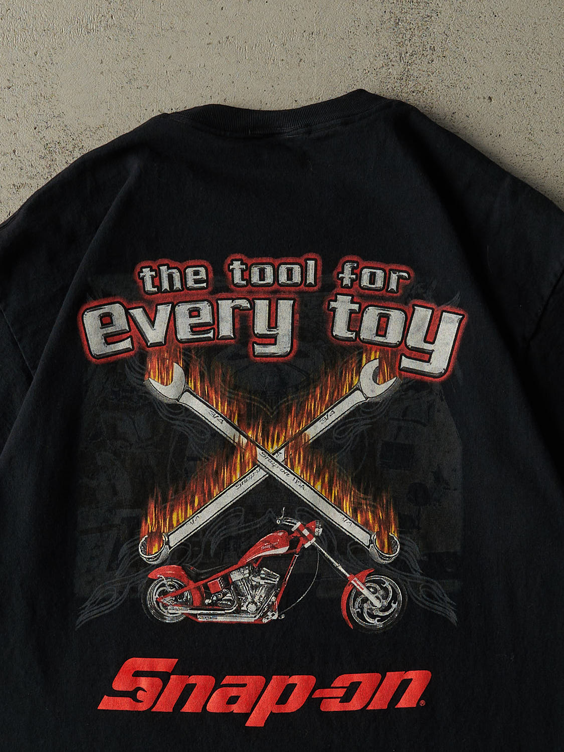 Vintage Y2K Black Snap-On Tee (XL)