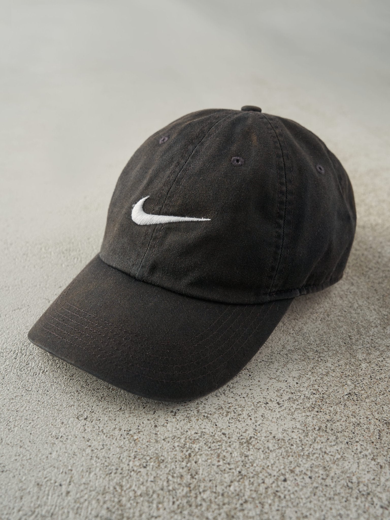 Vintage Y2K Black Nike Swoosh Strapback Hat