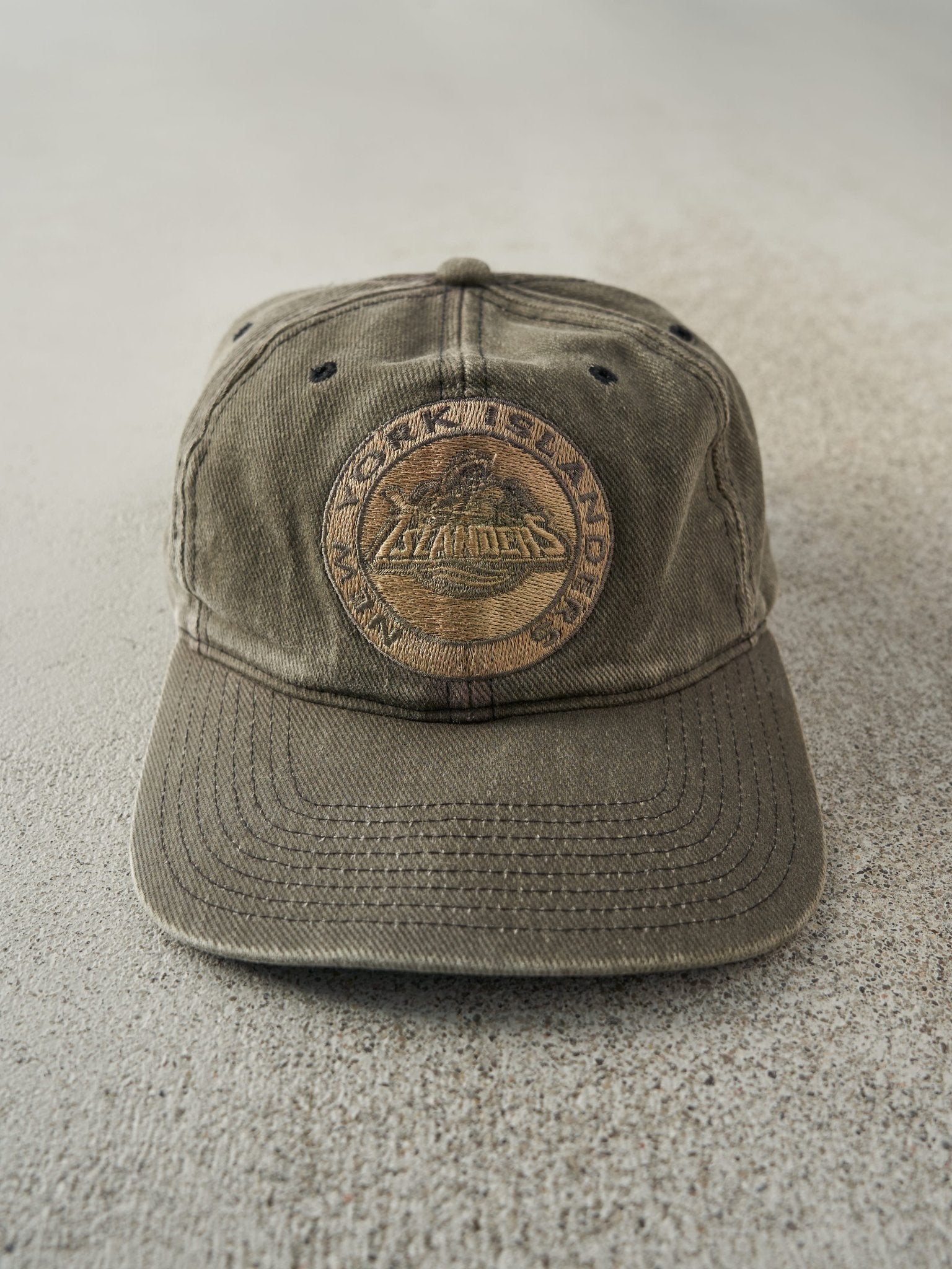 Vintage 90s Green Embroidered New York Islanders Strapback