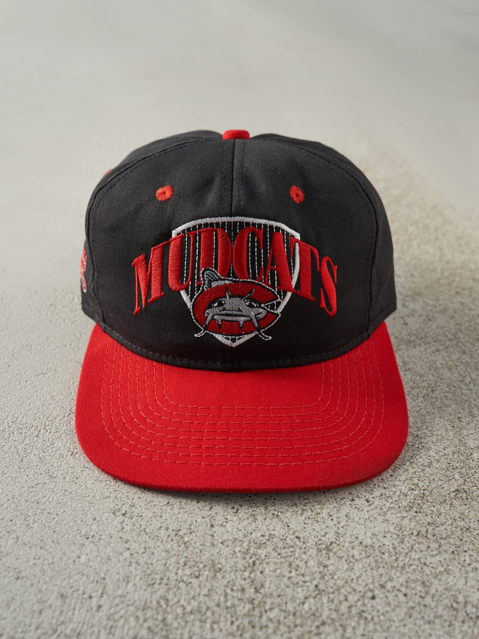 Vintage 90s Black & Red Carolina Mud Cats Embroidered Snapback