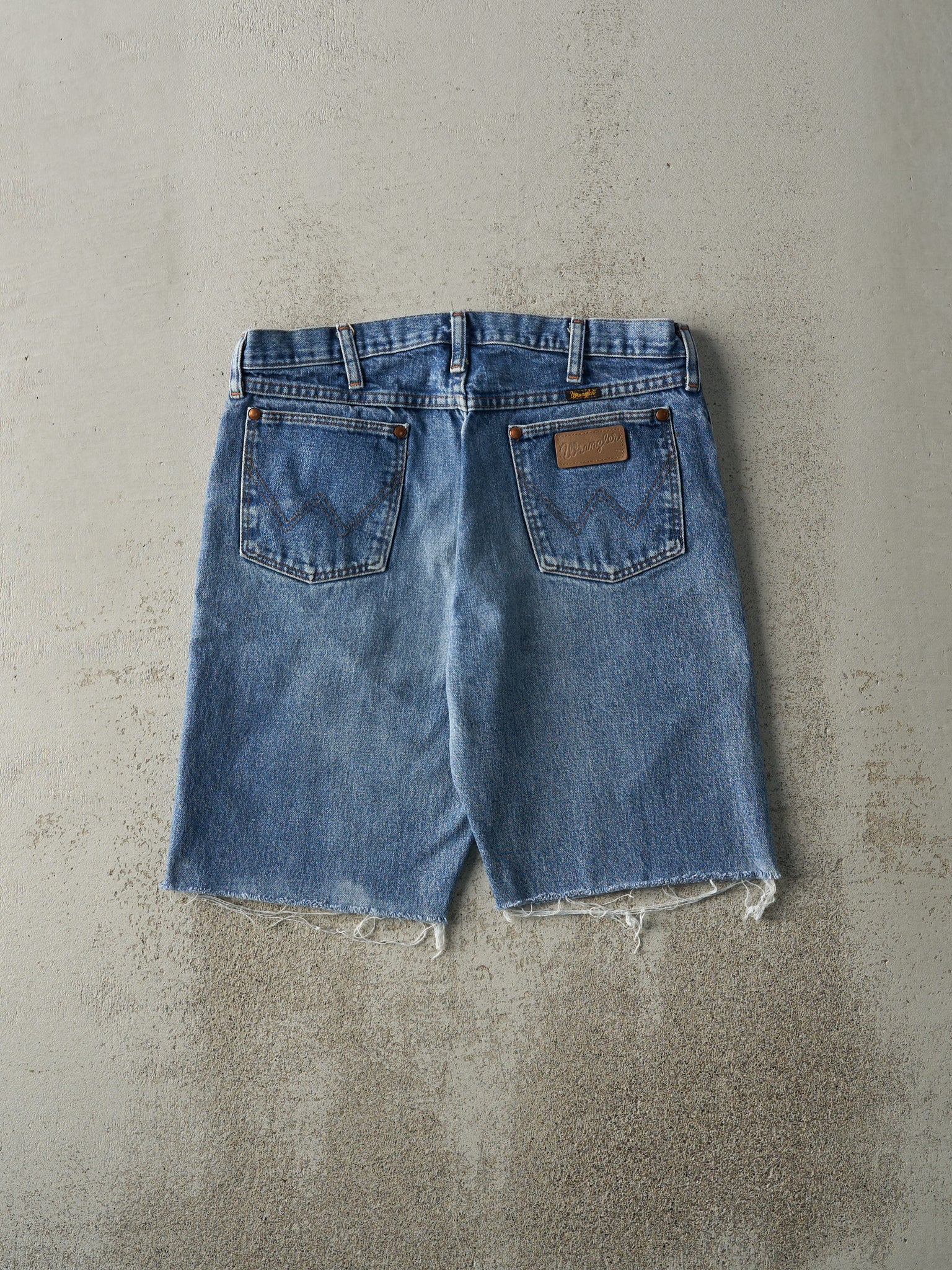 Vintage 80s Mid Wash Wrangler Cut Off Jean Shorts (34x9.5)